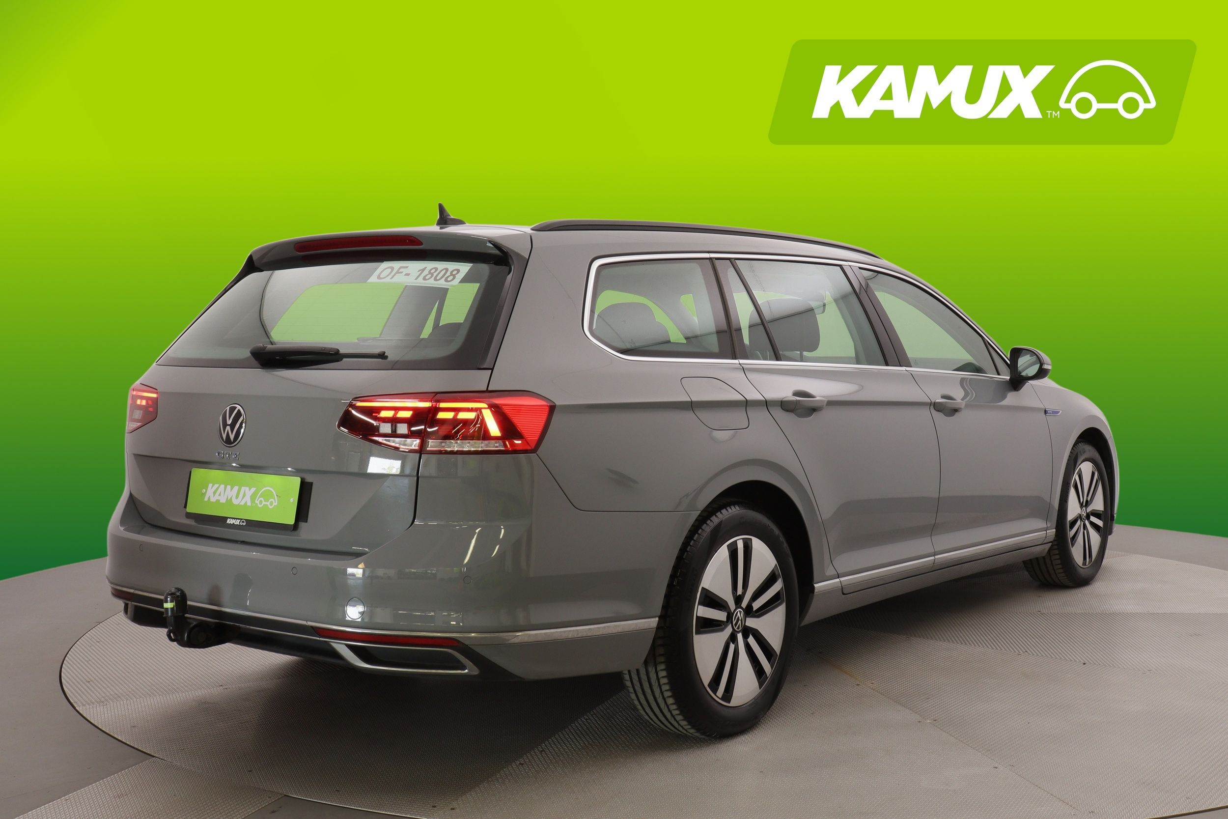 Volkswagen Passat 2023, photo 3/28
