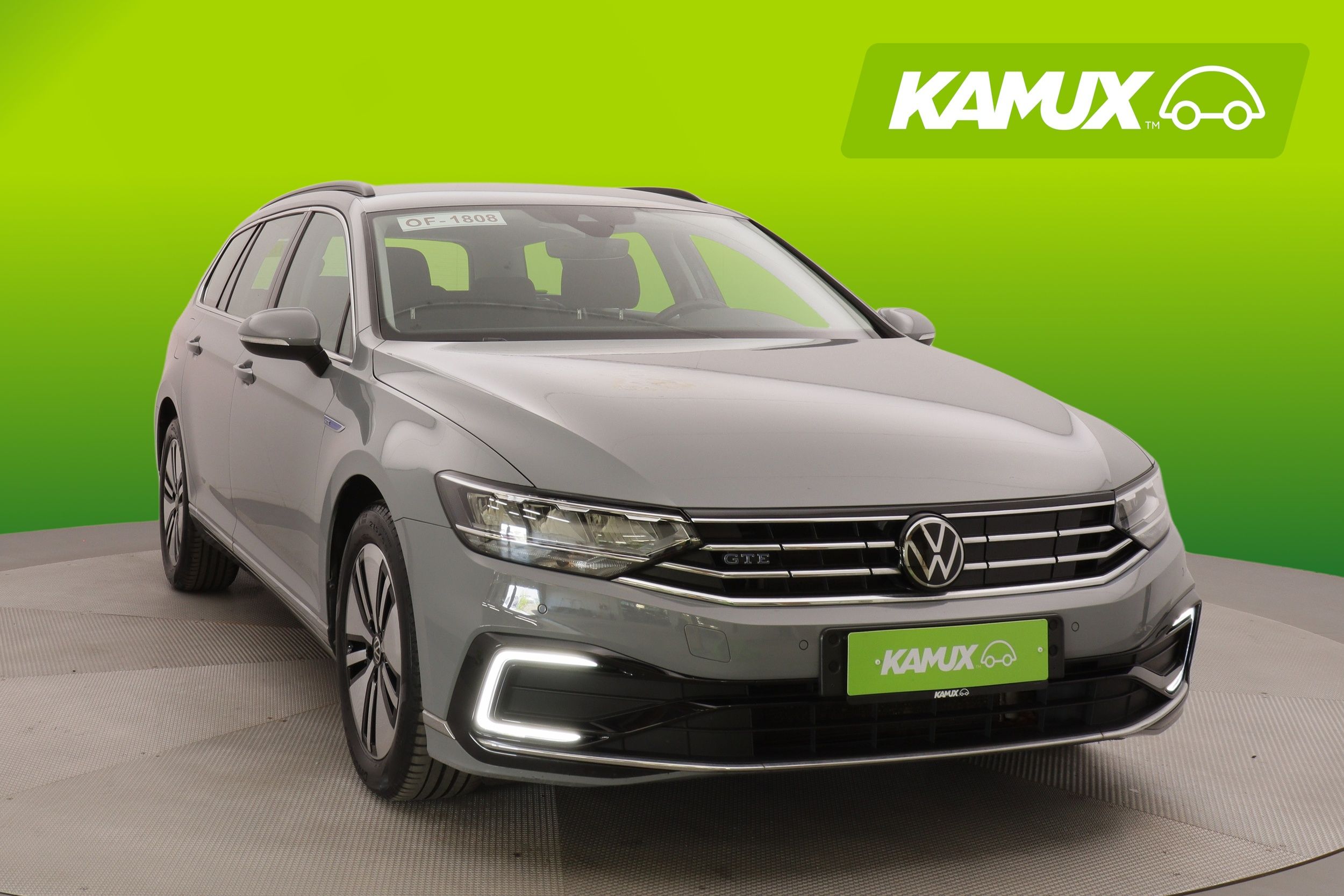 Volkswagen Passat 2023, photo 6/28