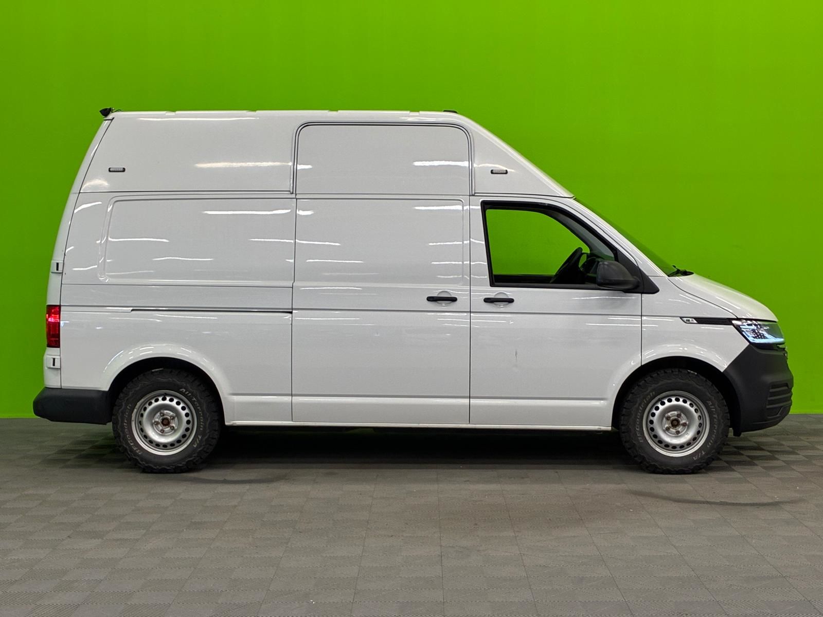 Volkswagen Transporter 2021, photo 3/17