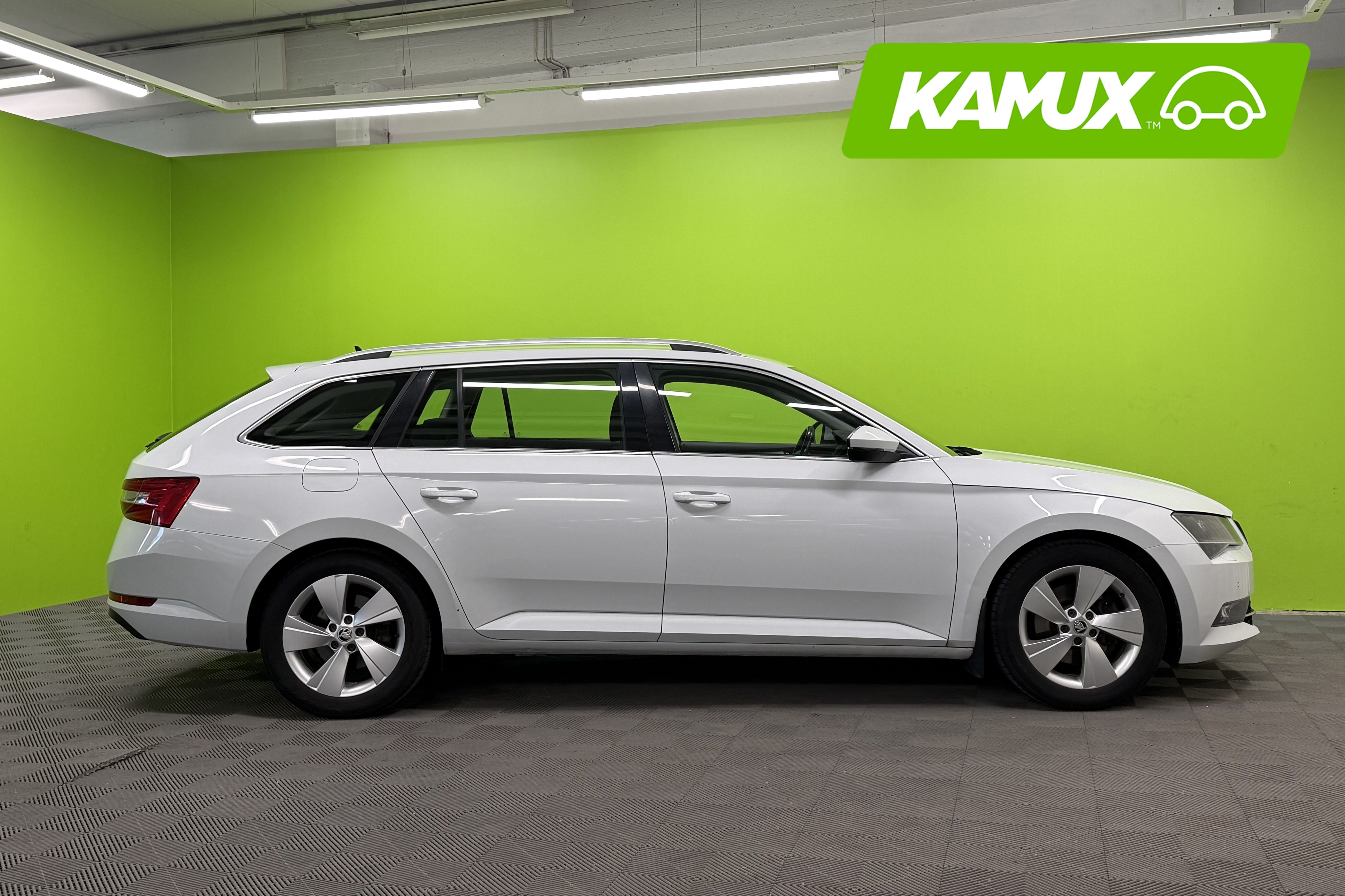 Skoda Superb 2017, kuva 2/27