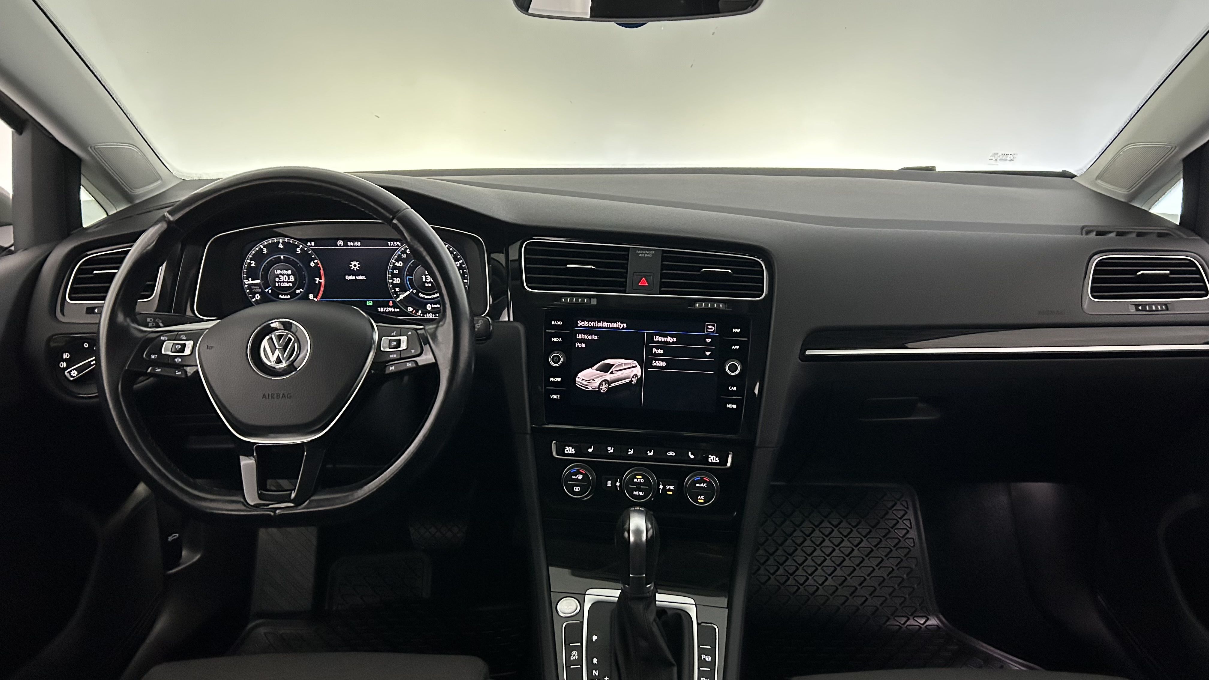 Volkswagen Golf 2019, kuva 7/25