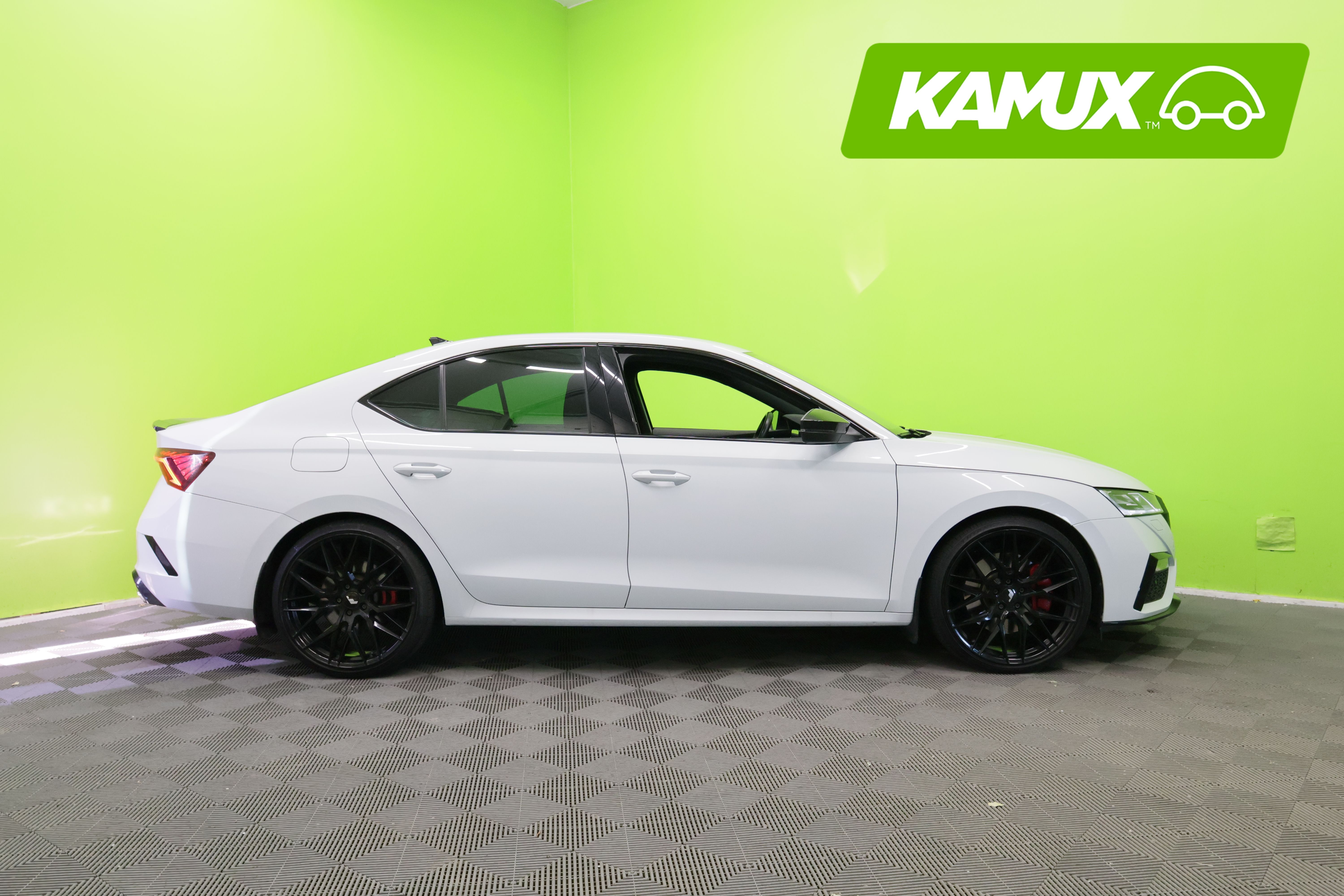 Skoda Octavia 2,0 TSI RS DSG Autom. 2021, kuva 2/26