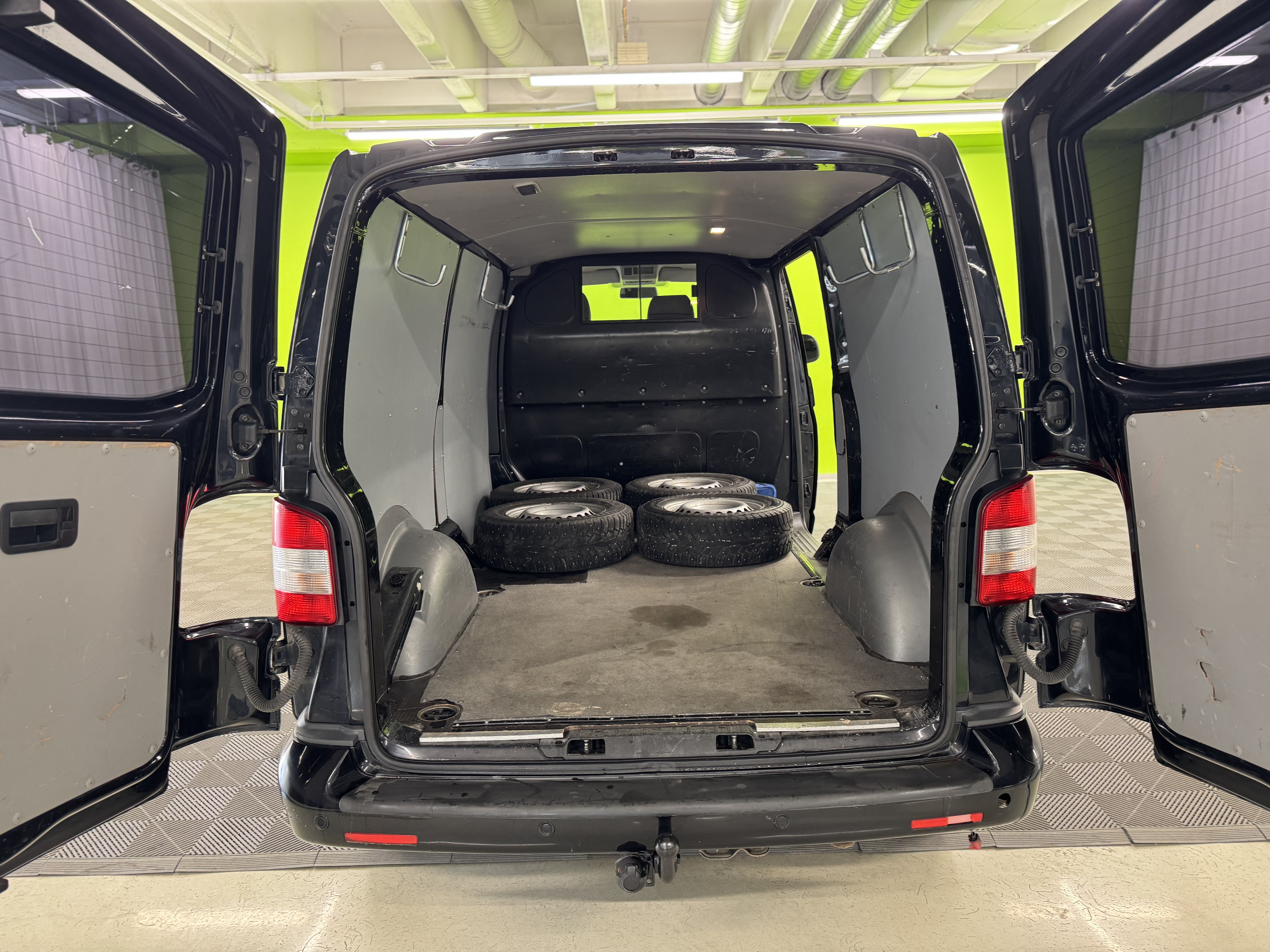 Volkswagen Transporter 2012, kuva 6/19