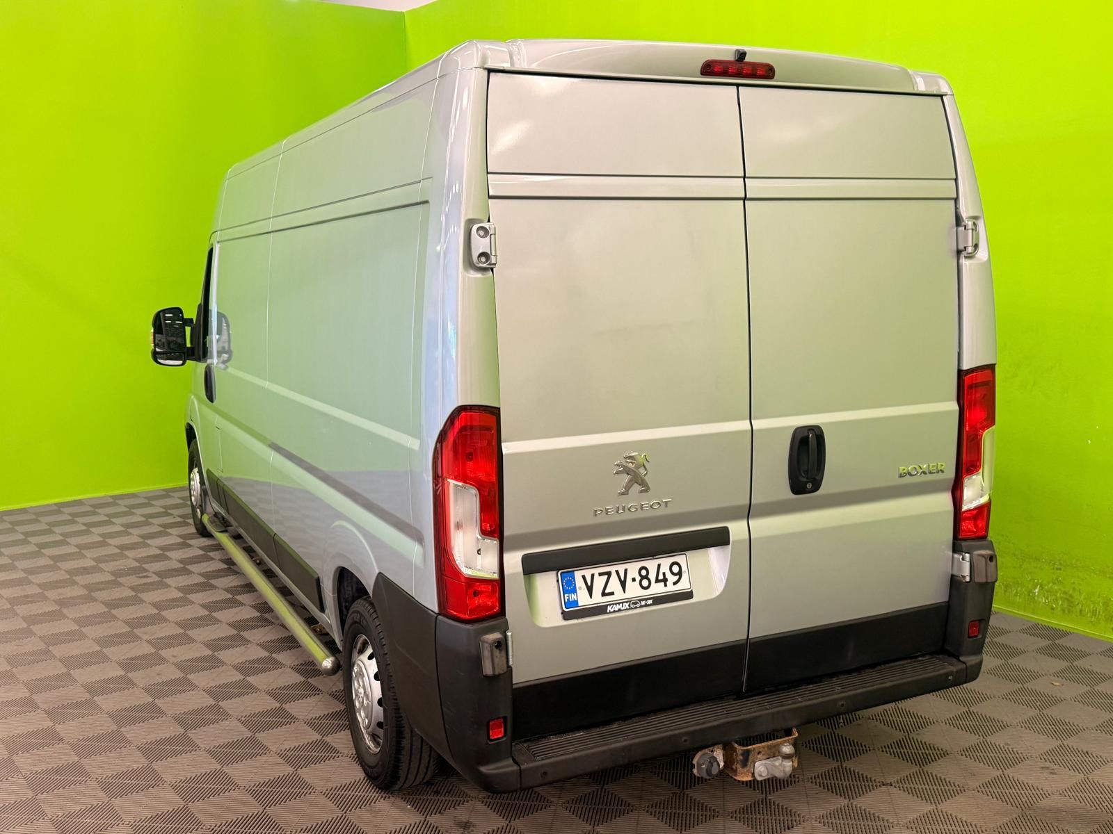 Peugeot Boxer 335 L3H2 BlueHDi 130 2018, kuva 7/19