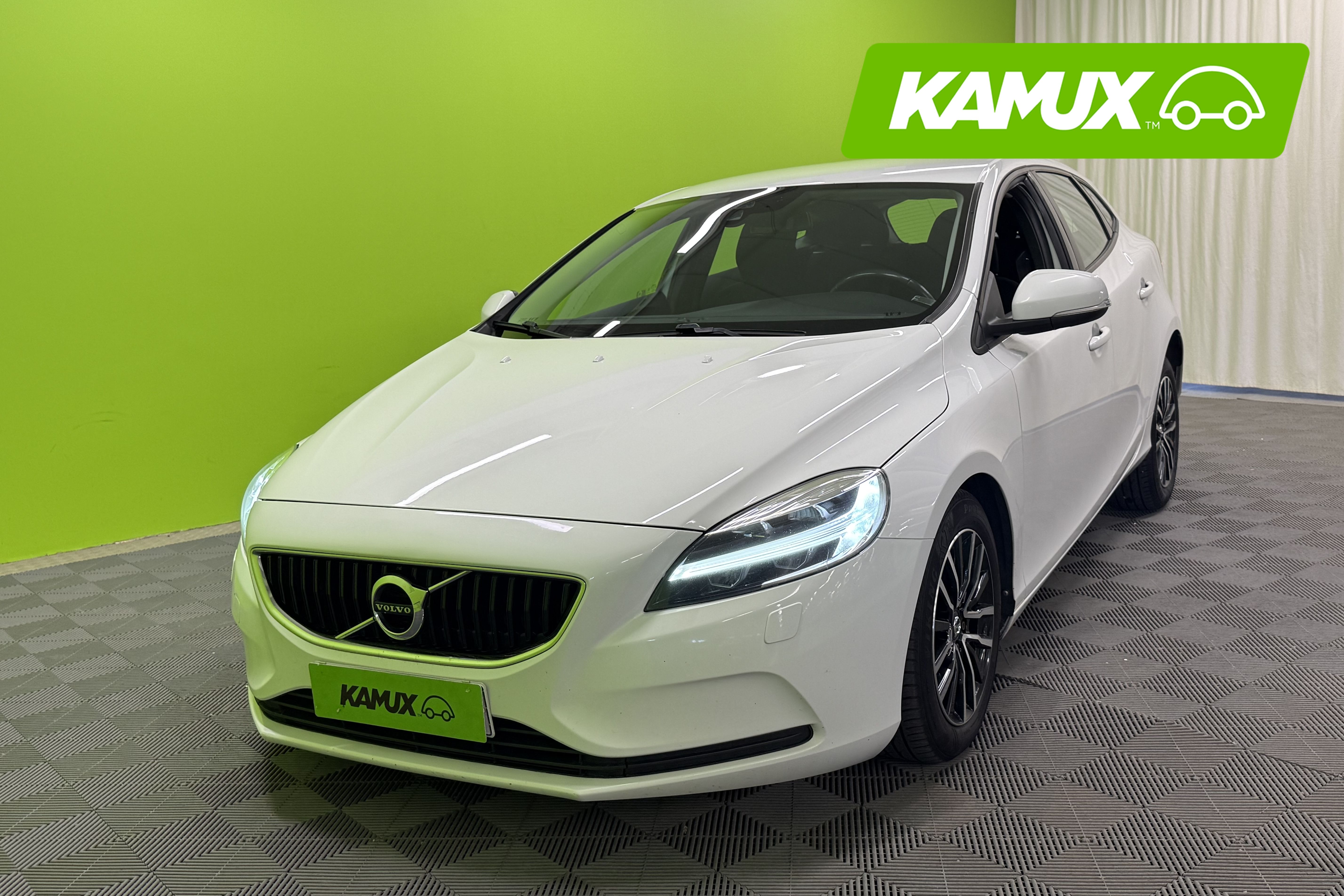 Volvo V40 D2 Momentum aut 2018, kuva 6/21