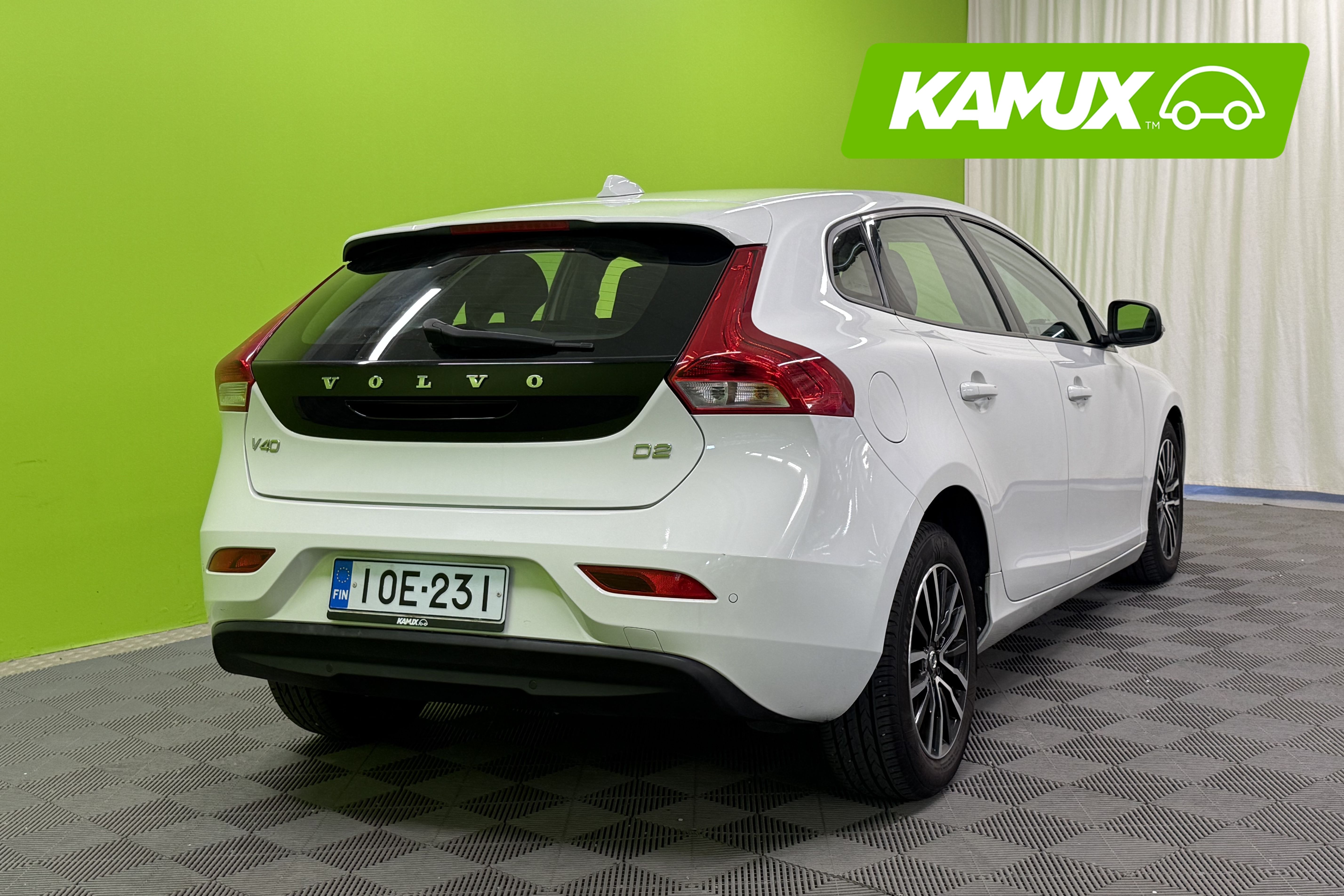 Volvo V40 D2 Momentum aut 2018, kuva 3/21