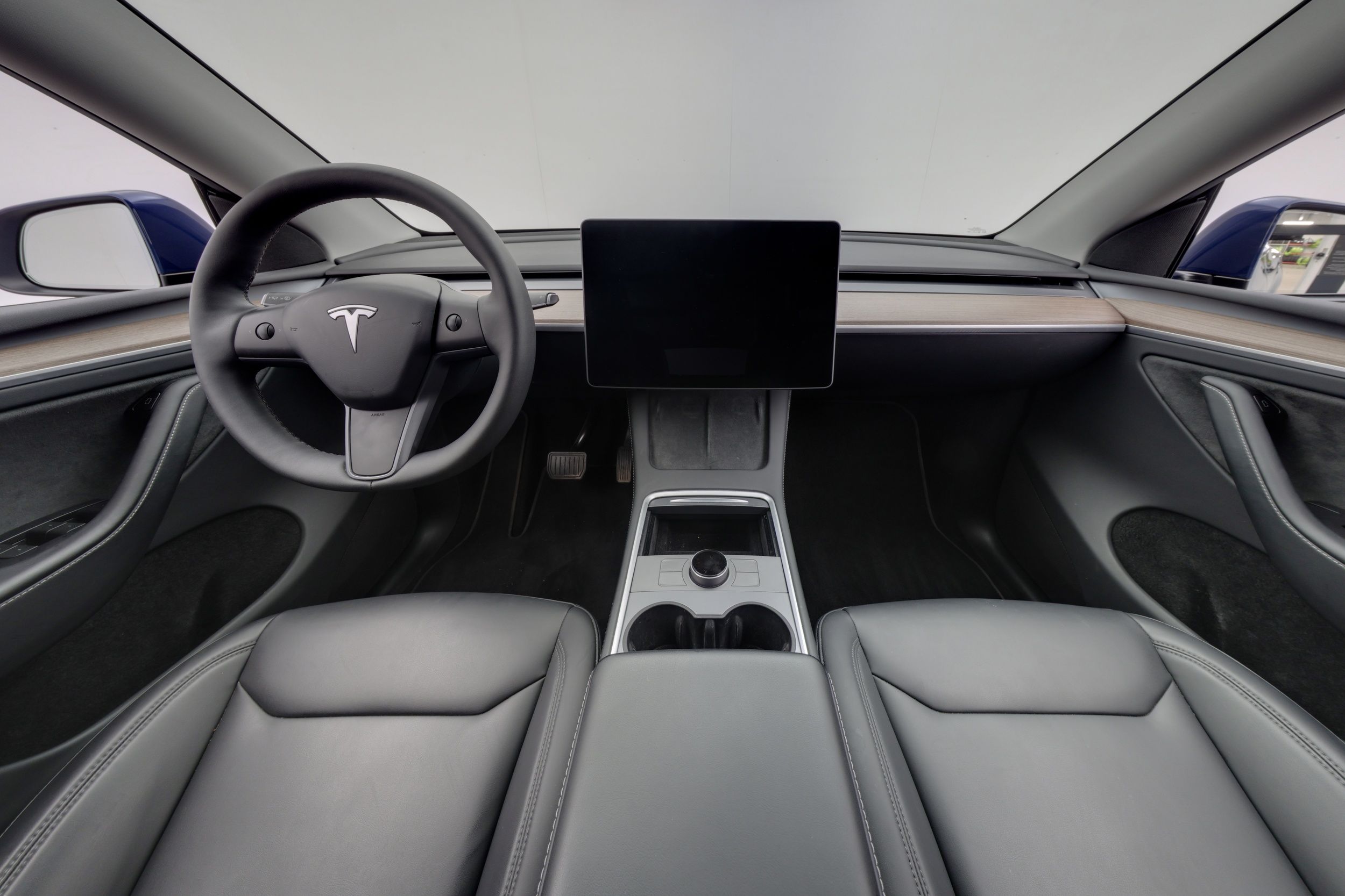 Tesla Model Y Long Range 2024, kuva 7/33