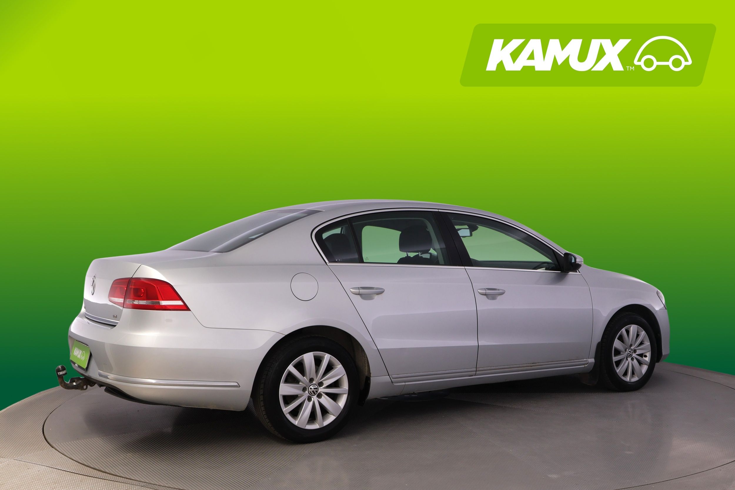 Volkswagen Passat 2011, photo 2/18