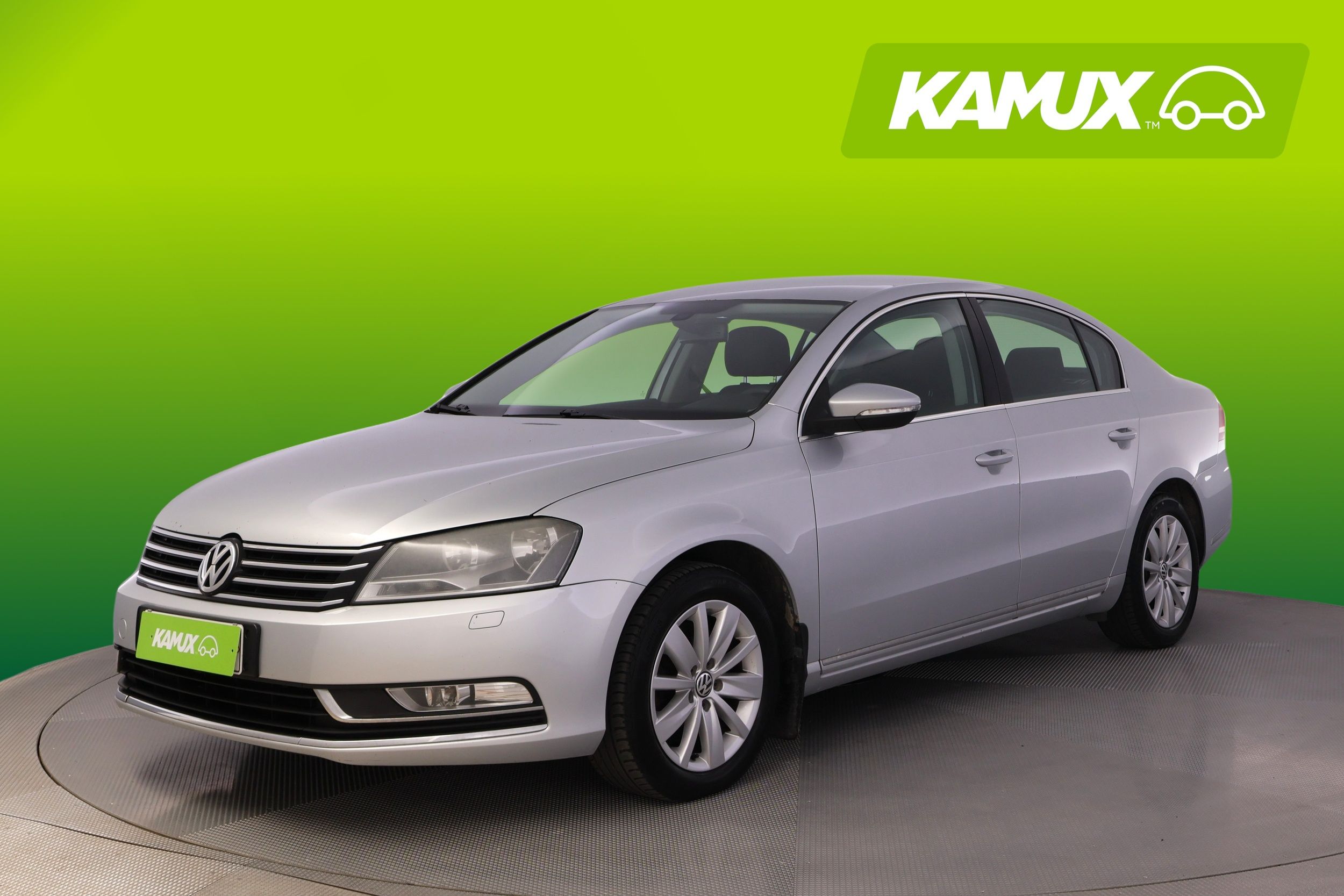 Volkswagen Passat 2011, photo 5/18