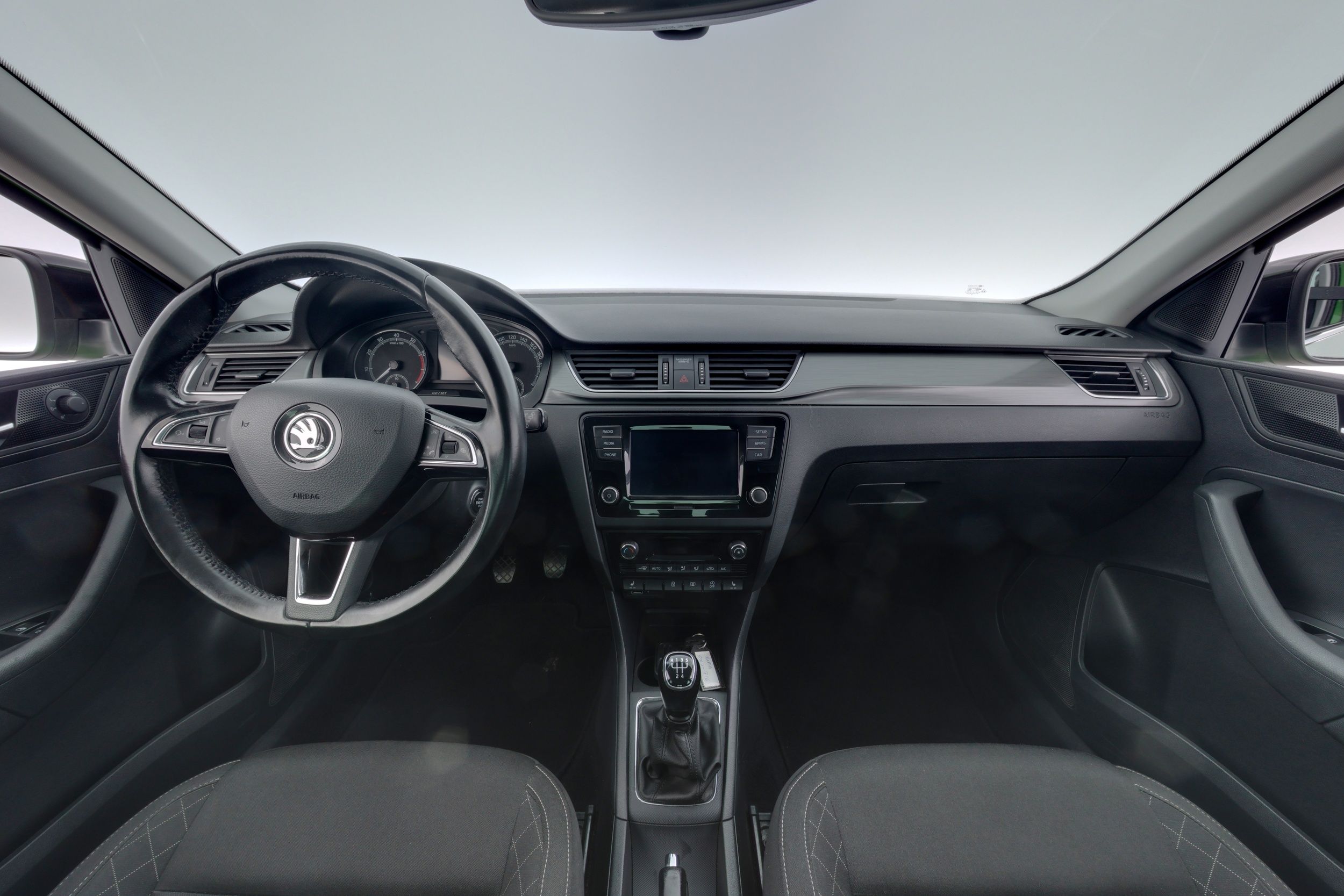 Skoda Rapid Spaceback 1,0 TSI 95 Style 2018, kuva 7/19
