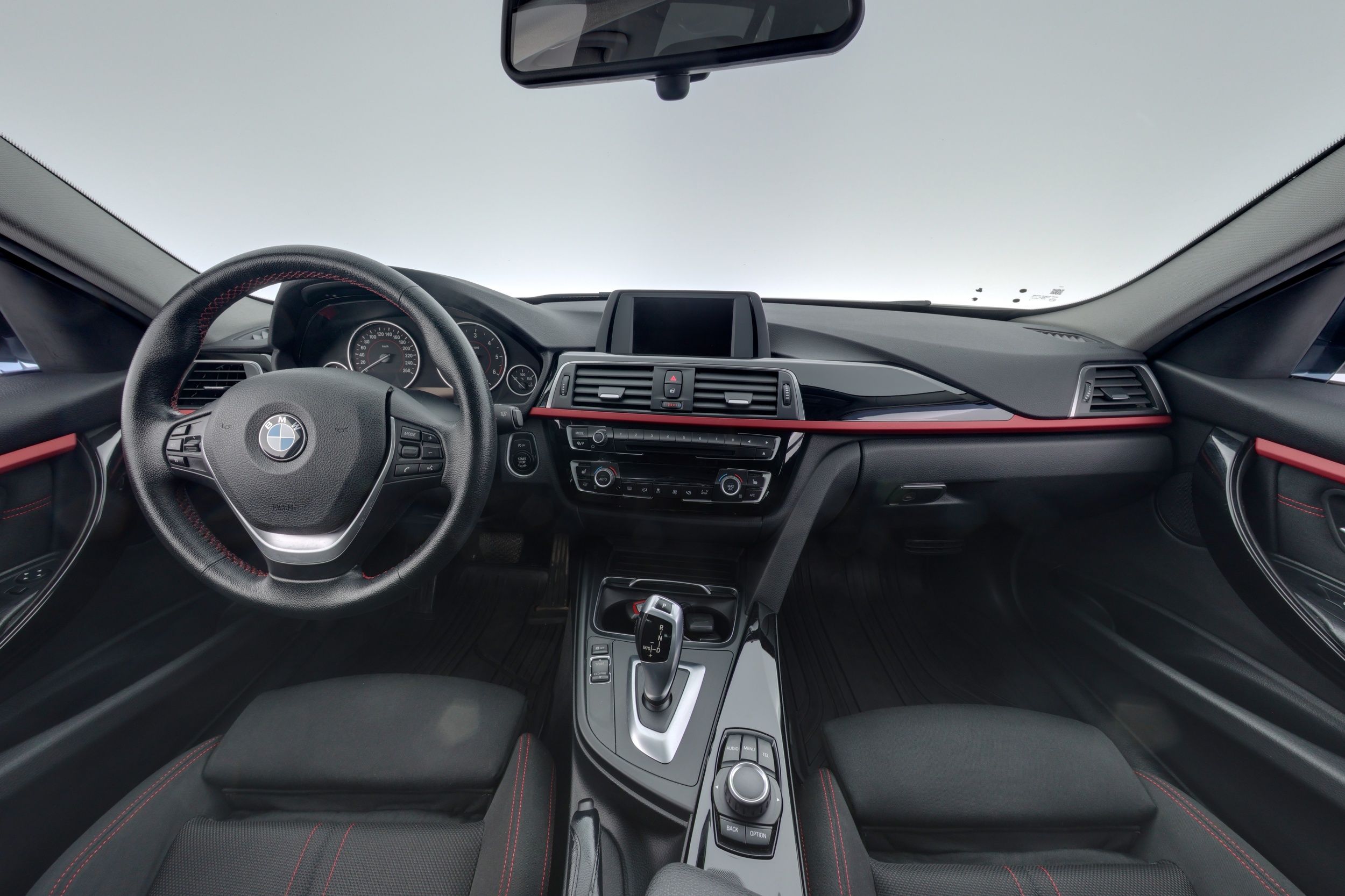 BMW 320 d F31 xDrive aut 2017, kuva 7/19