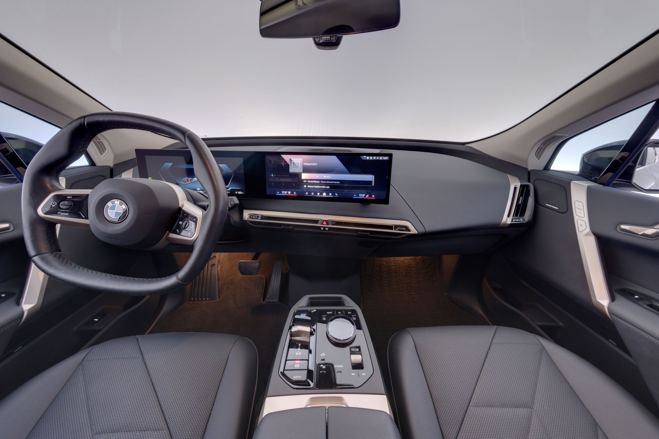 BMW iX xDrive60 Charged 2025, kuva 7/36