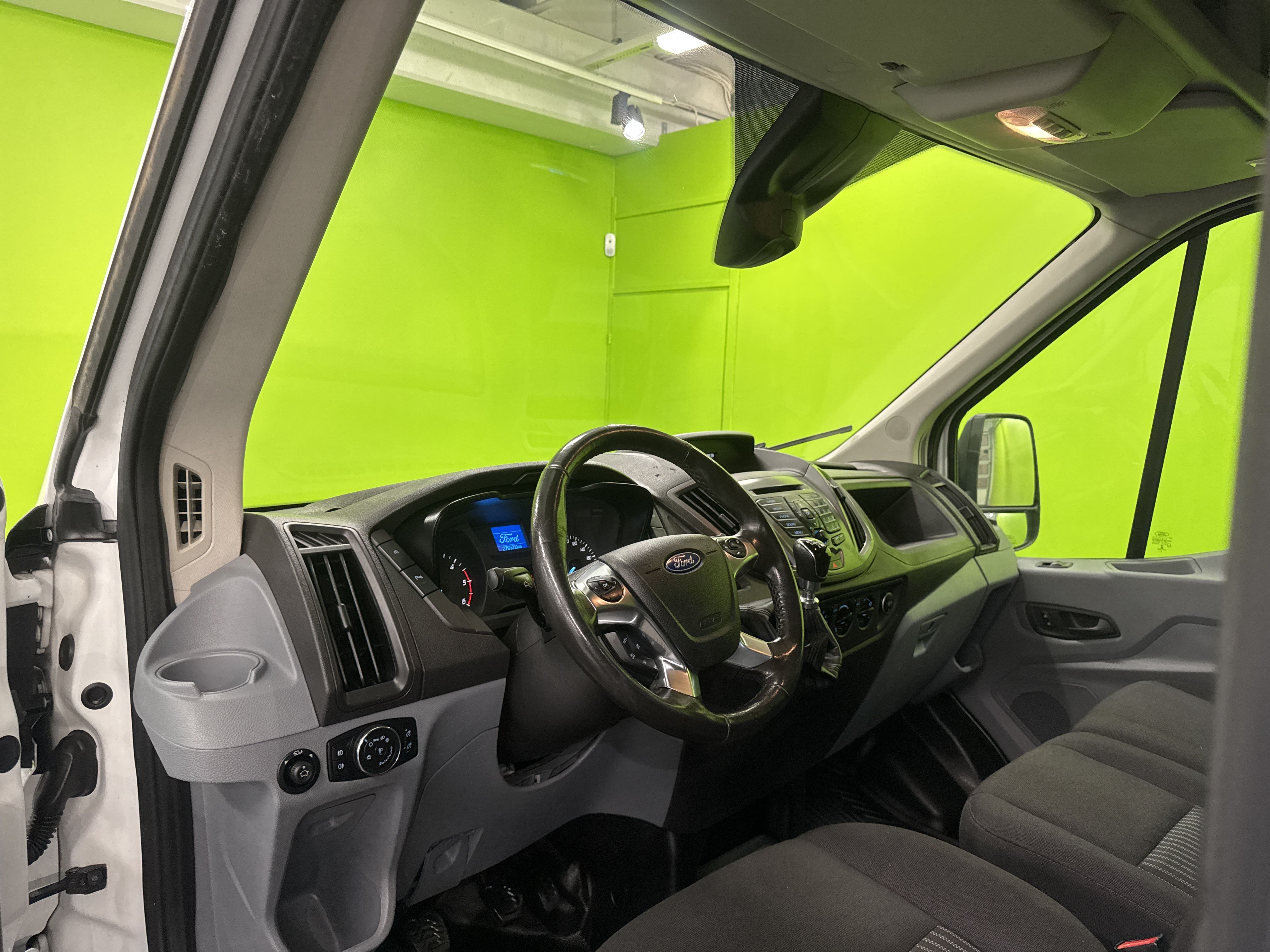 Ford Transit 2018, kuva 7/19