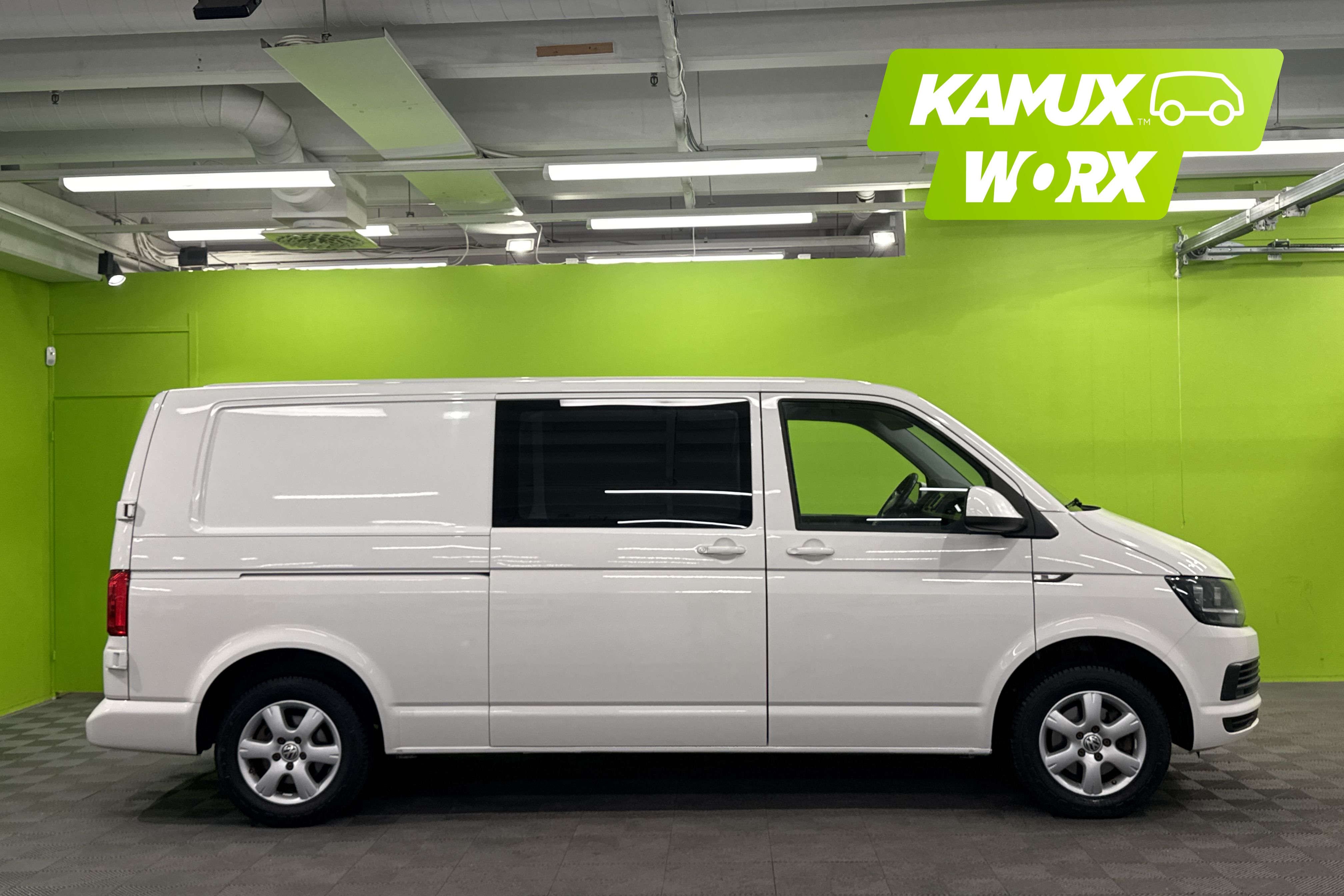 Volkswagen Transporter 2016, photo 2/19