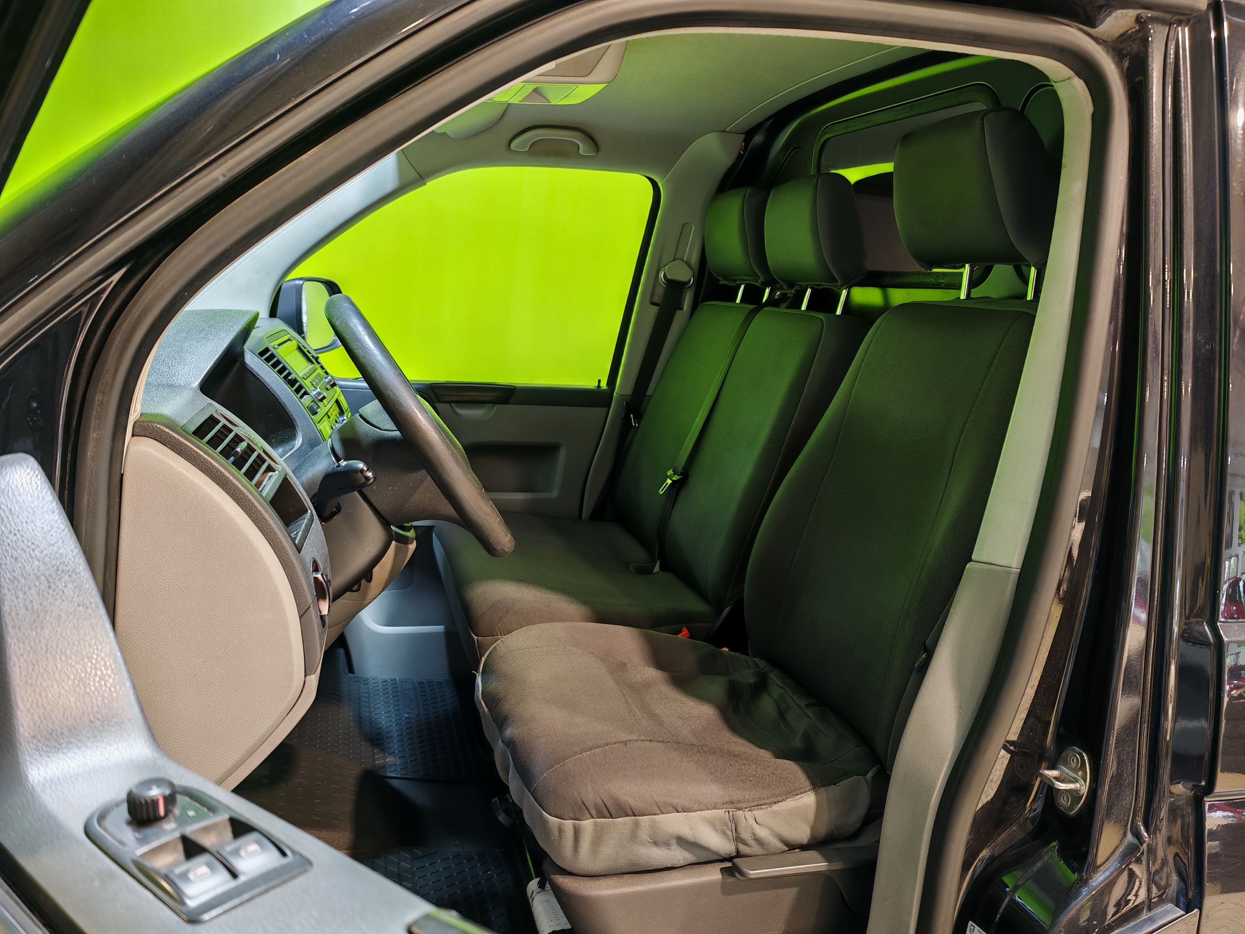 Volkswagen Transporter 2011, kuva 7/22