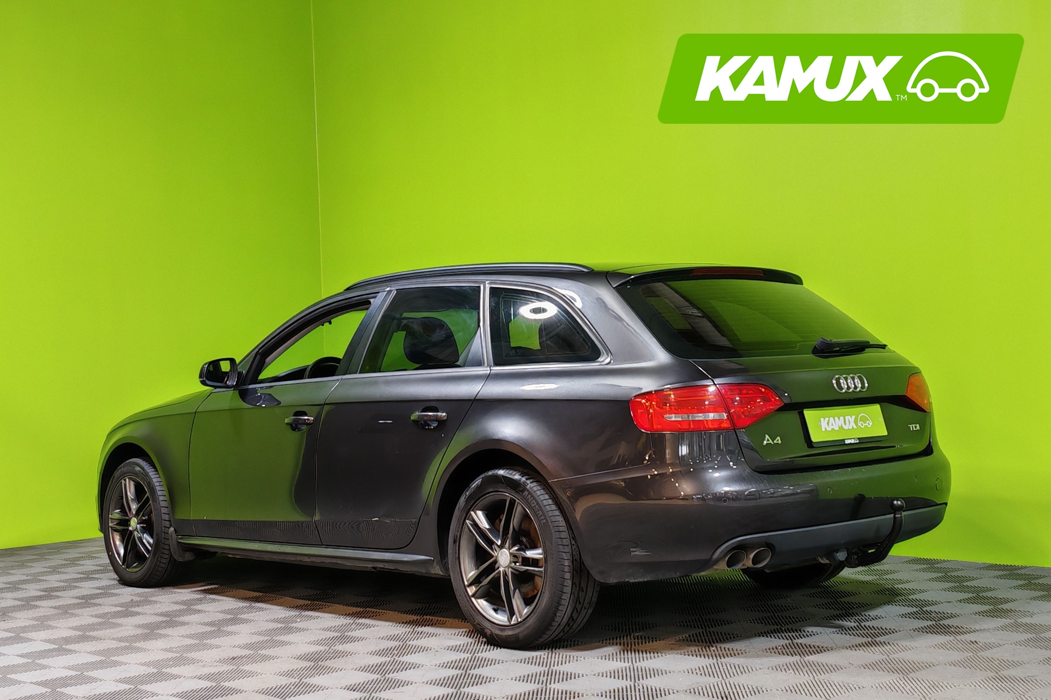 Audi A4 Avant 2,0 TDI DPF Start-Stop 2011, kuva 4/25