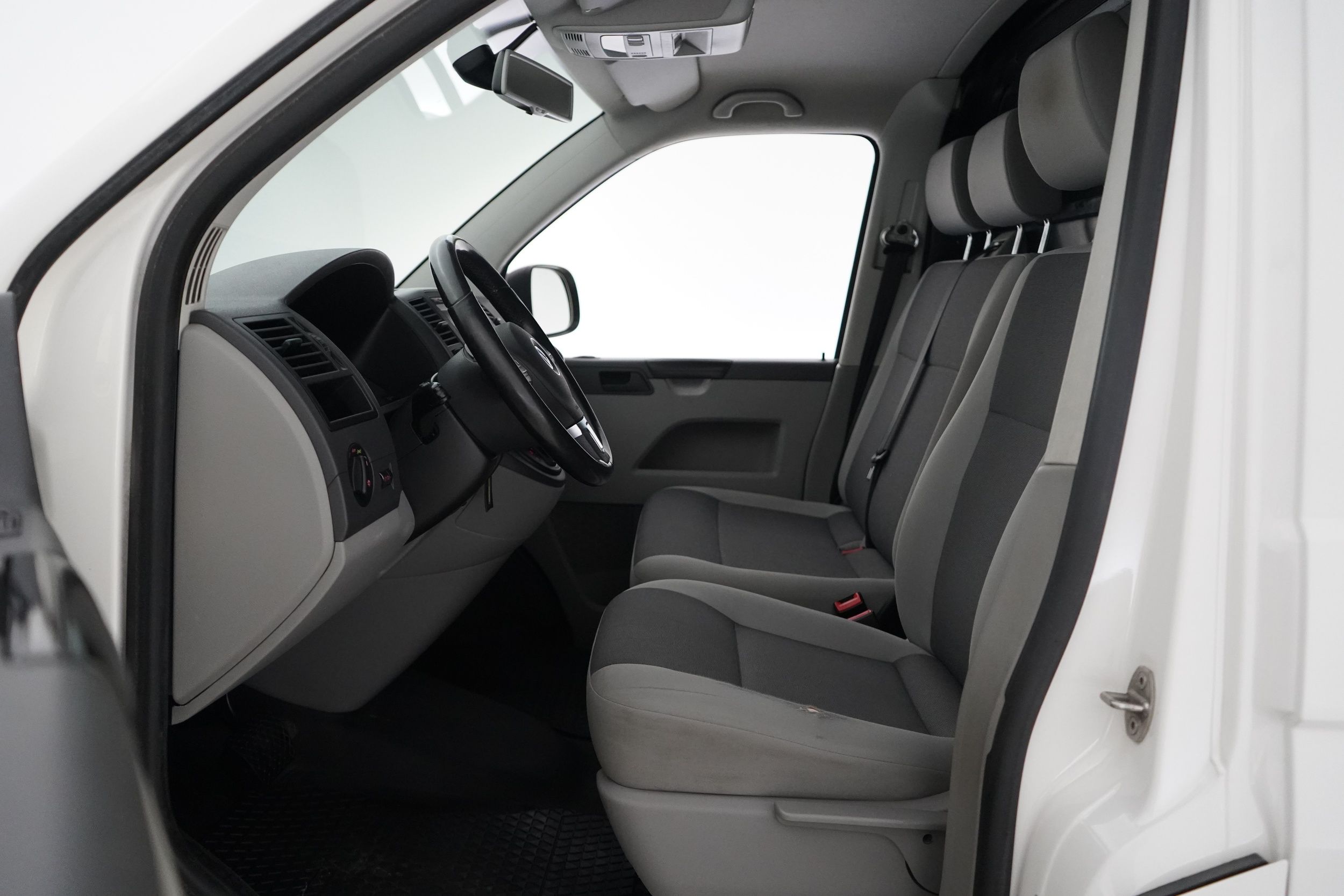 Volkswagen Transporter 2015, kuva 7/18