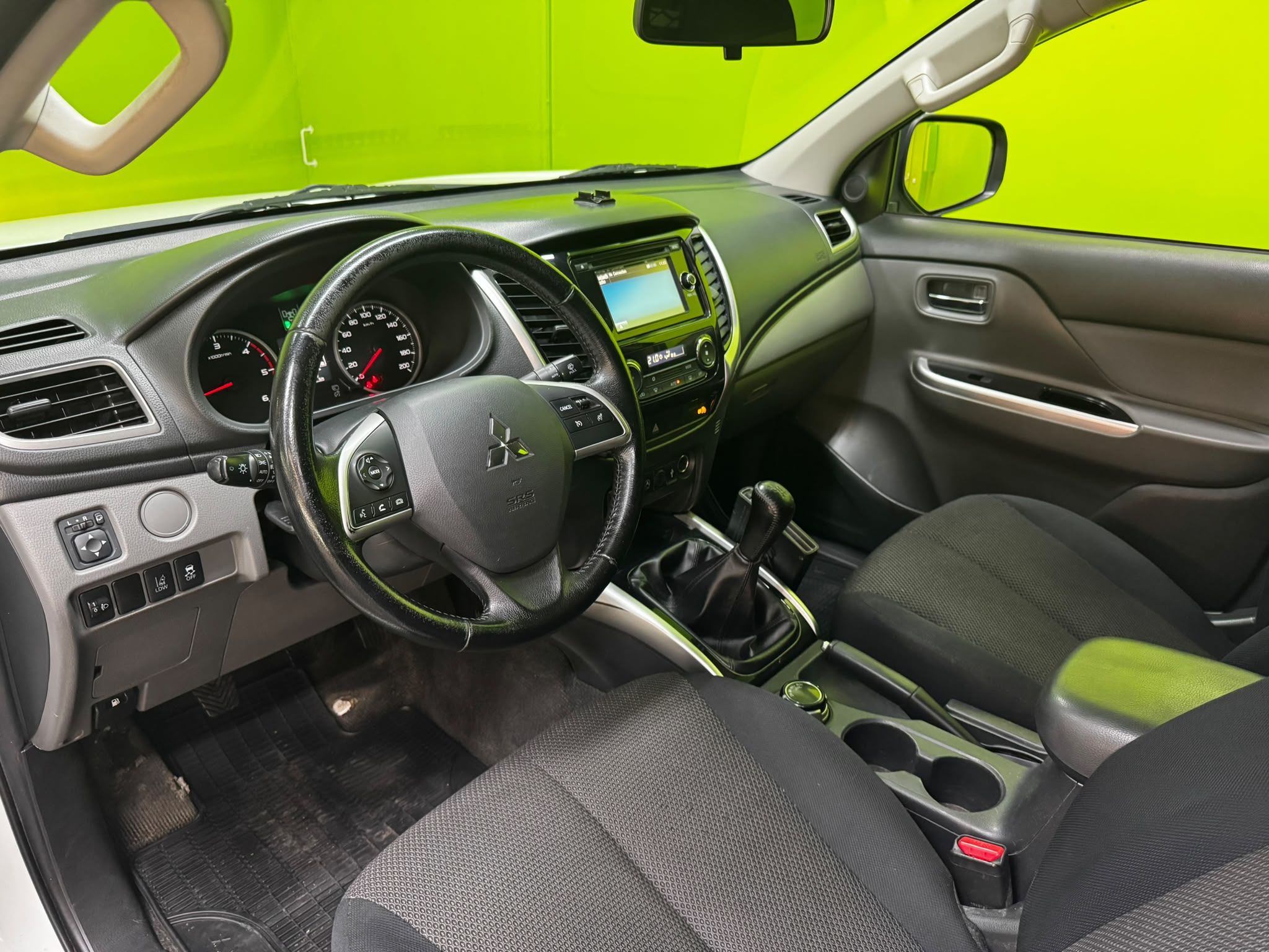 Mitsubishi L200 2017, kuva 7/22