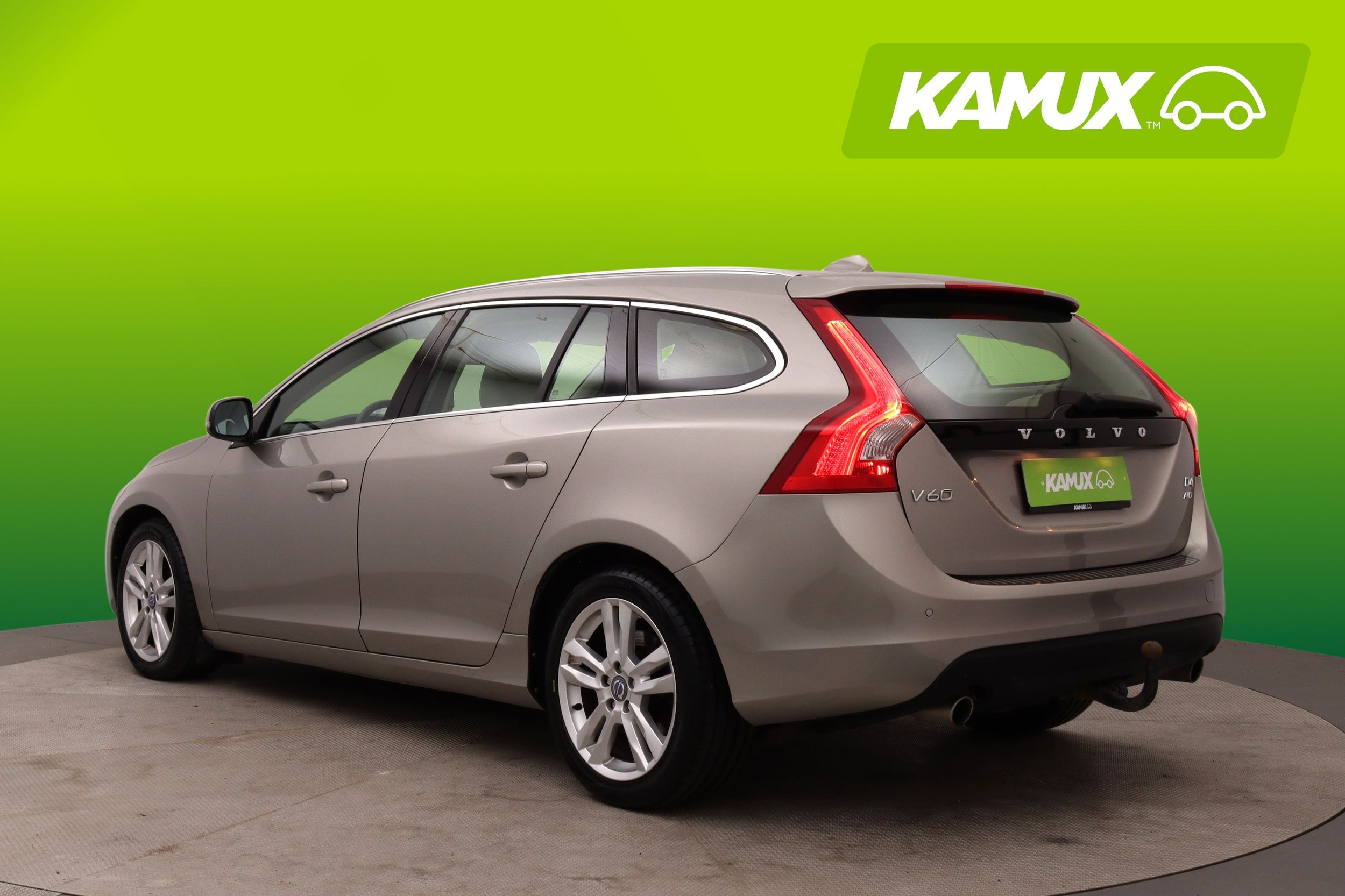 Volvo V60 D4 AWD Summum aut 2013, photo 4/23