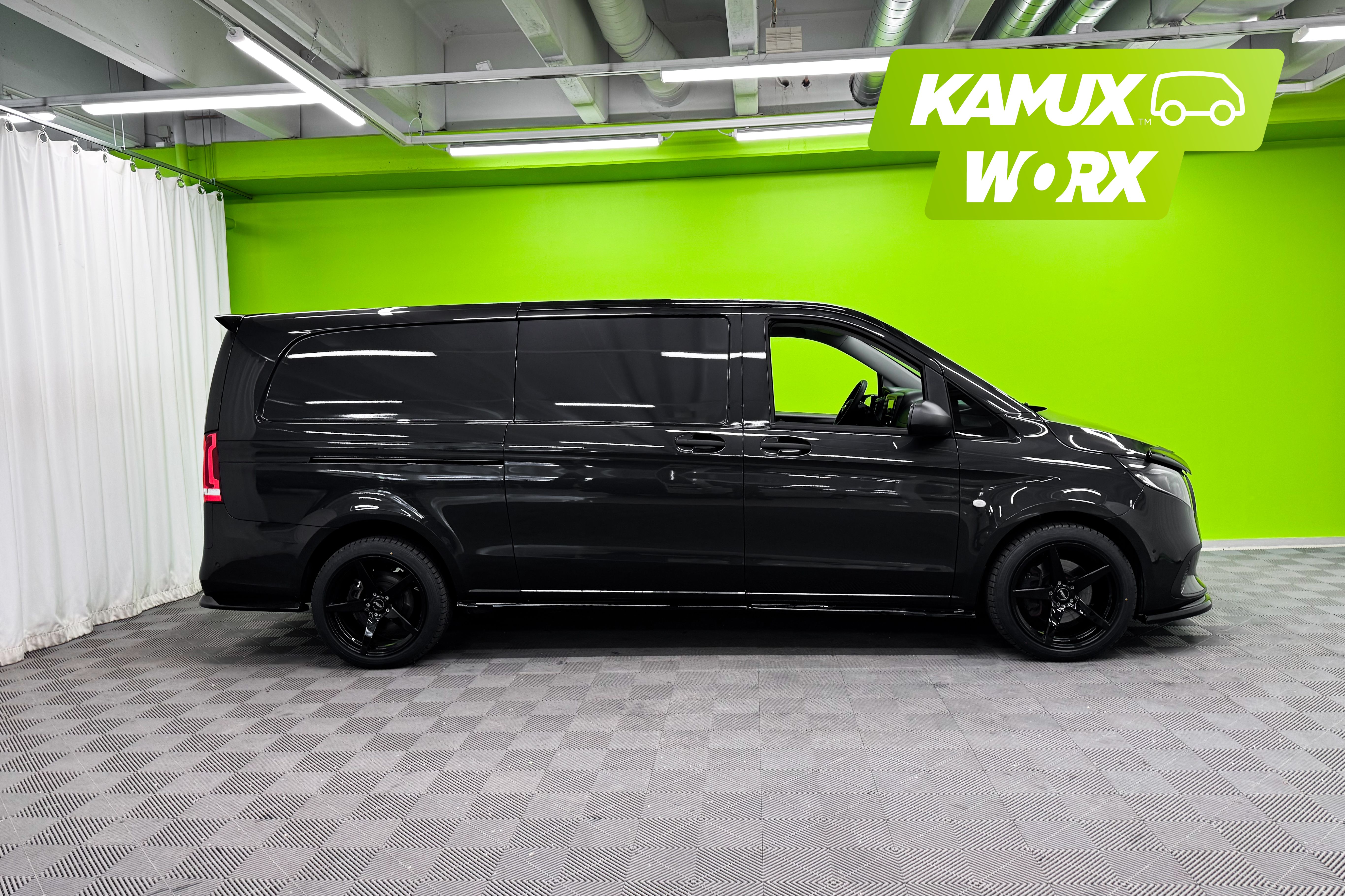 Mercedes-Benz Vito 2025, photo 2/16
