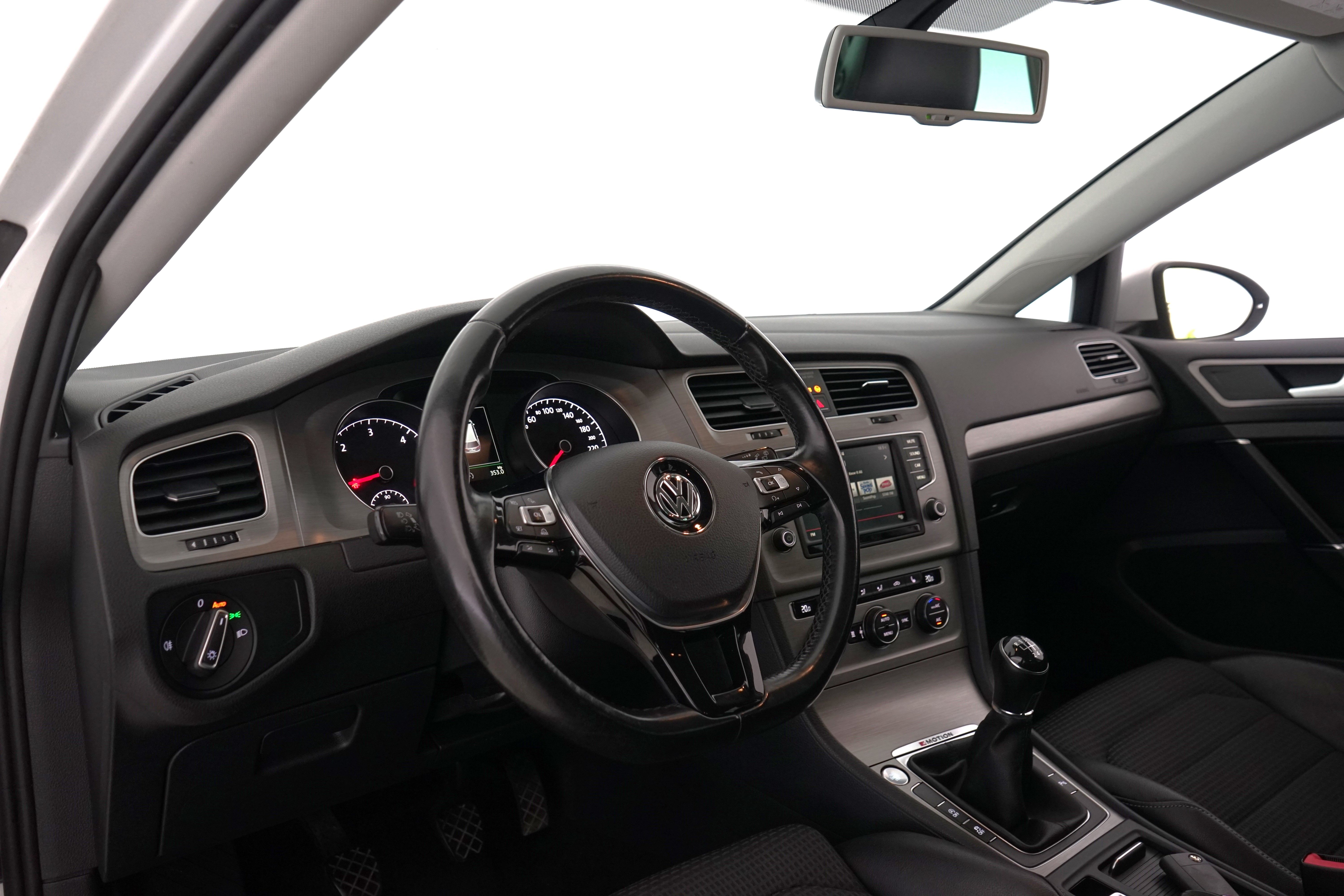 Volkswagen Golf 2015, photo 2/21