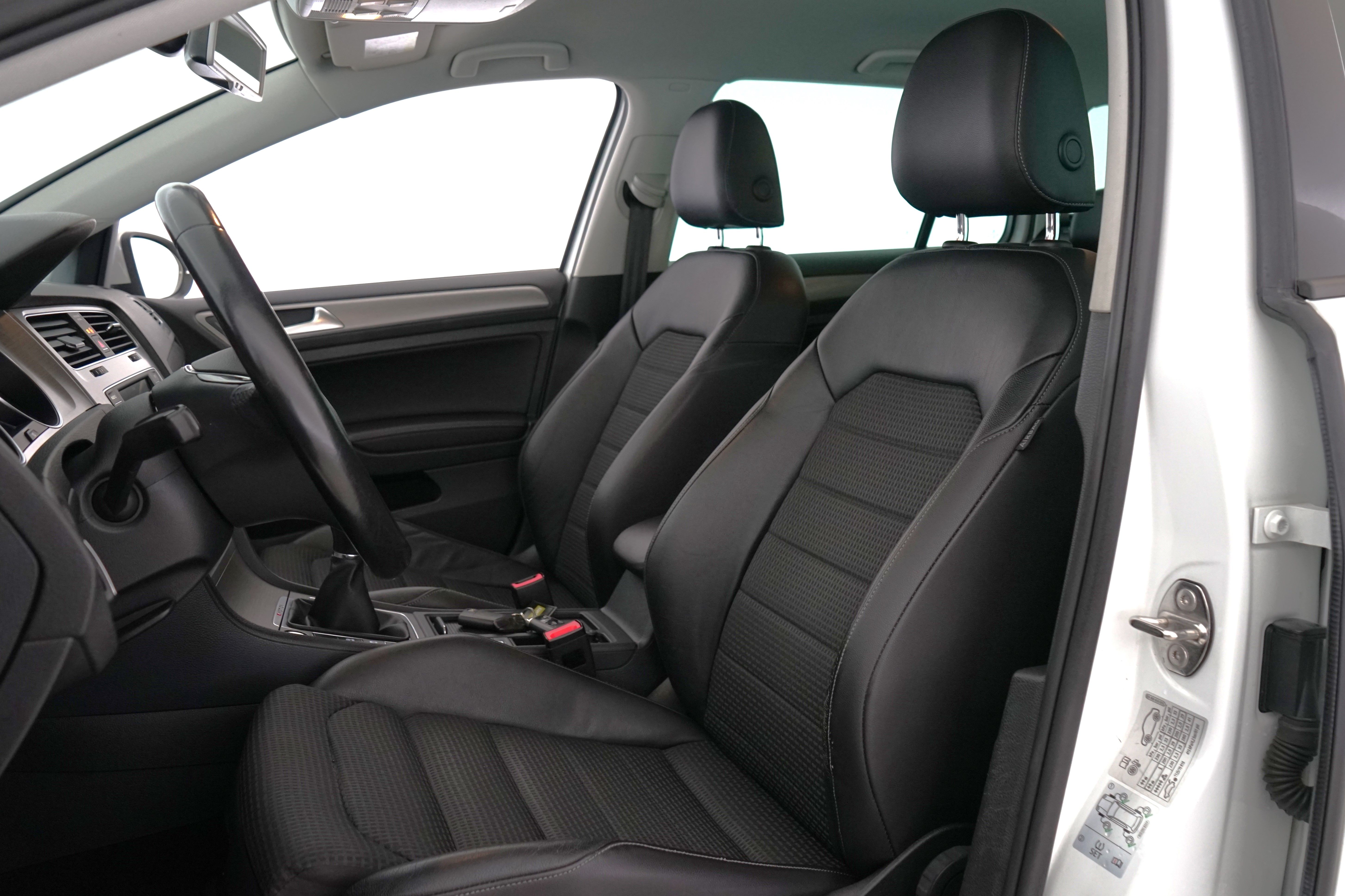Volkswagen Golf 2015, photo 5/21