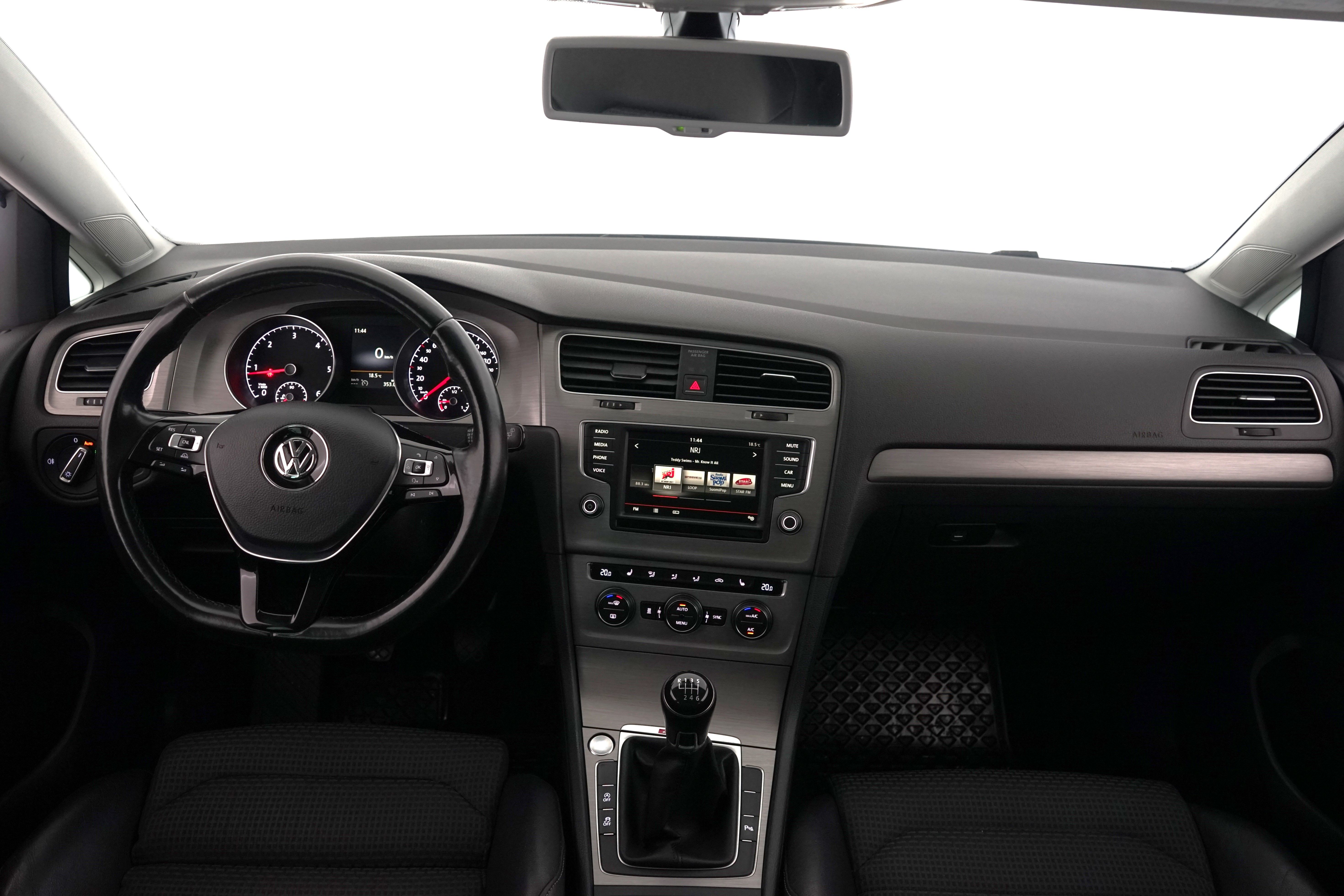 Volkswagen Golf 2015, photo 7/21