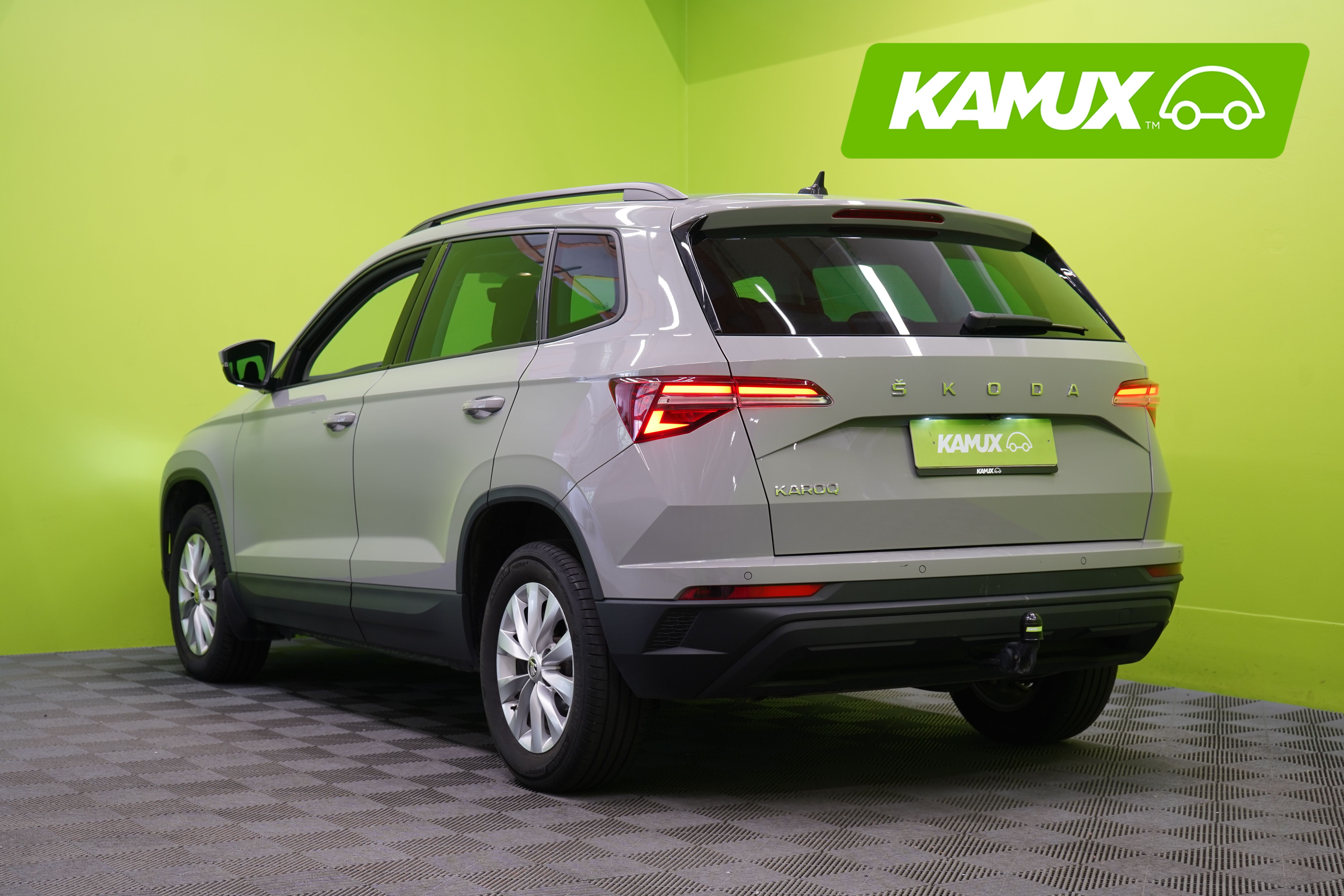 Skoda Karoq 1.5 TSI Ambition DSG Autom. 2023, kuva 4/27