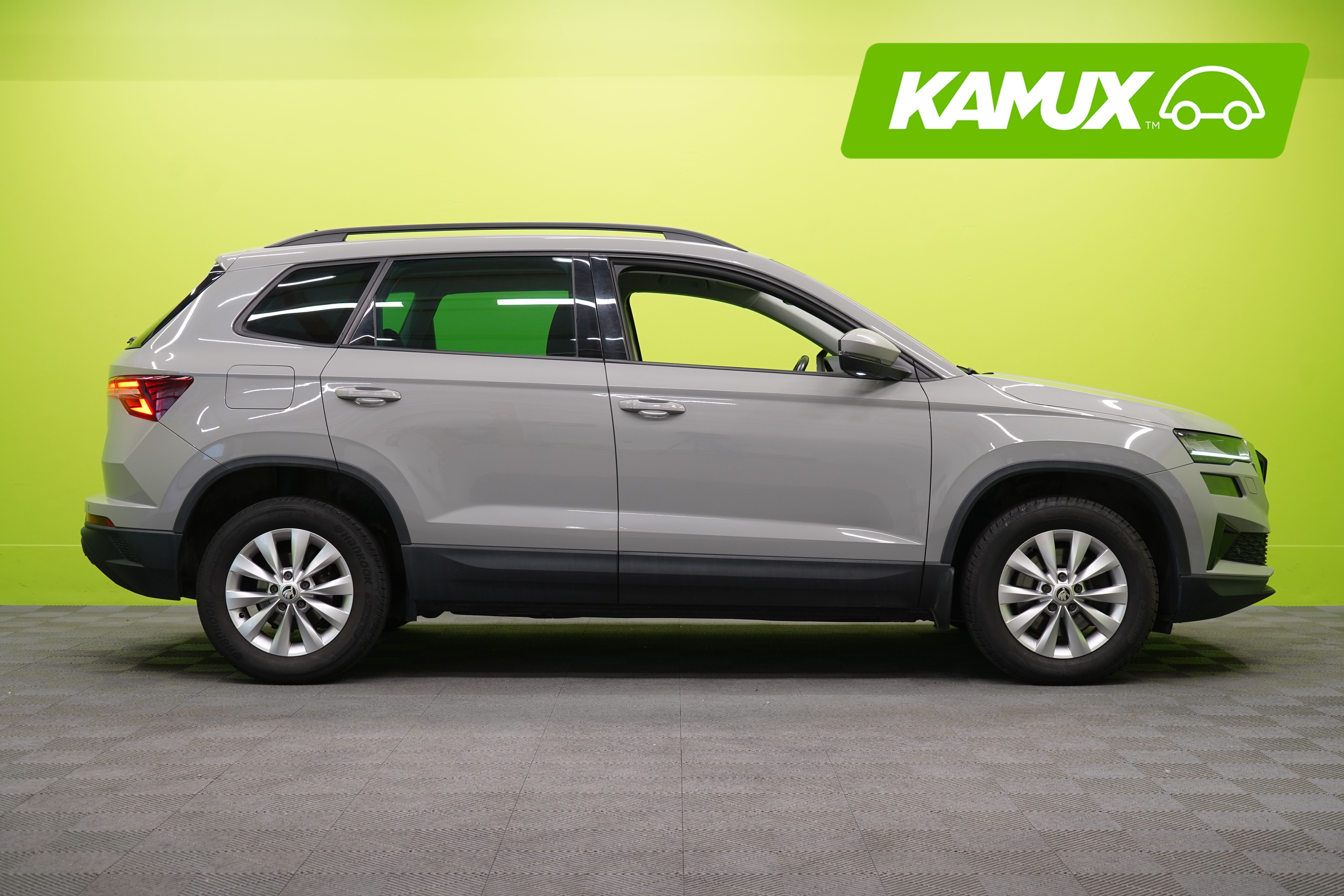 Skoda Karoq 1.5 TSI Ambition DSG Autom. 2023, kuva 2/27