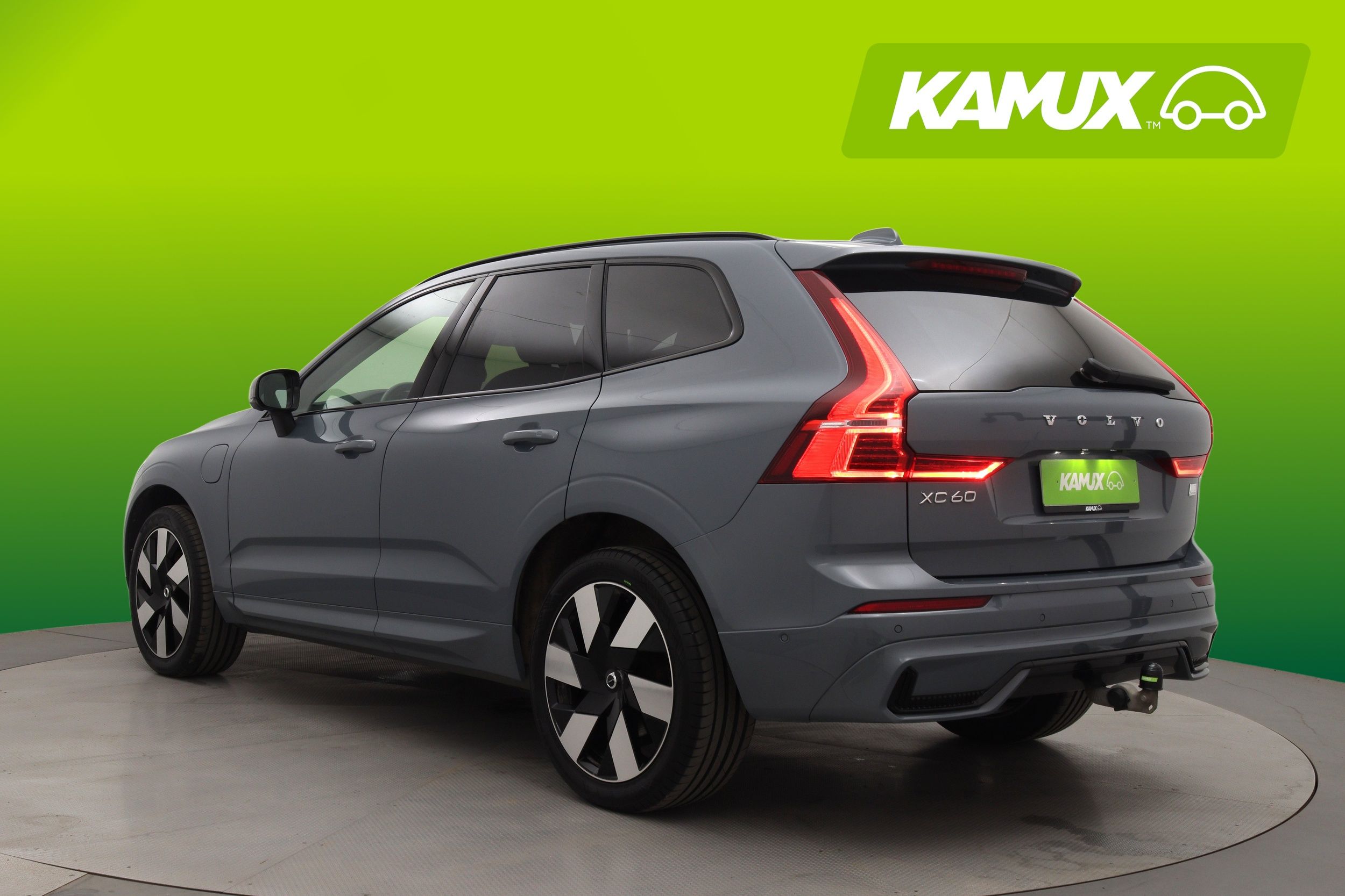 Volvo XC60 2023, photo 4/35