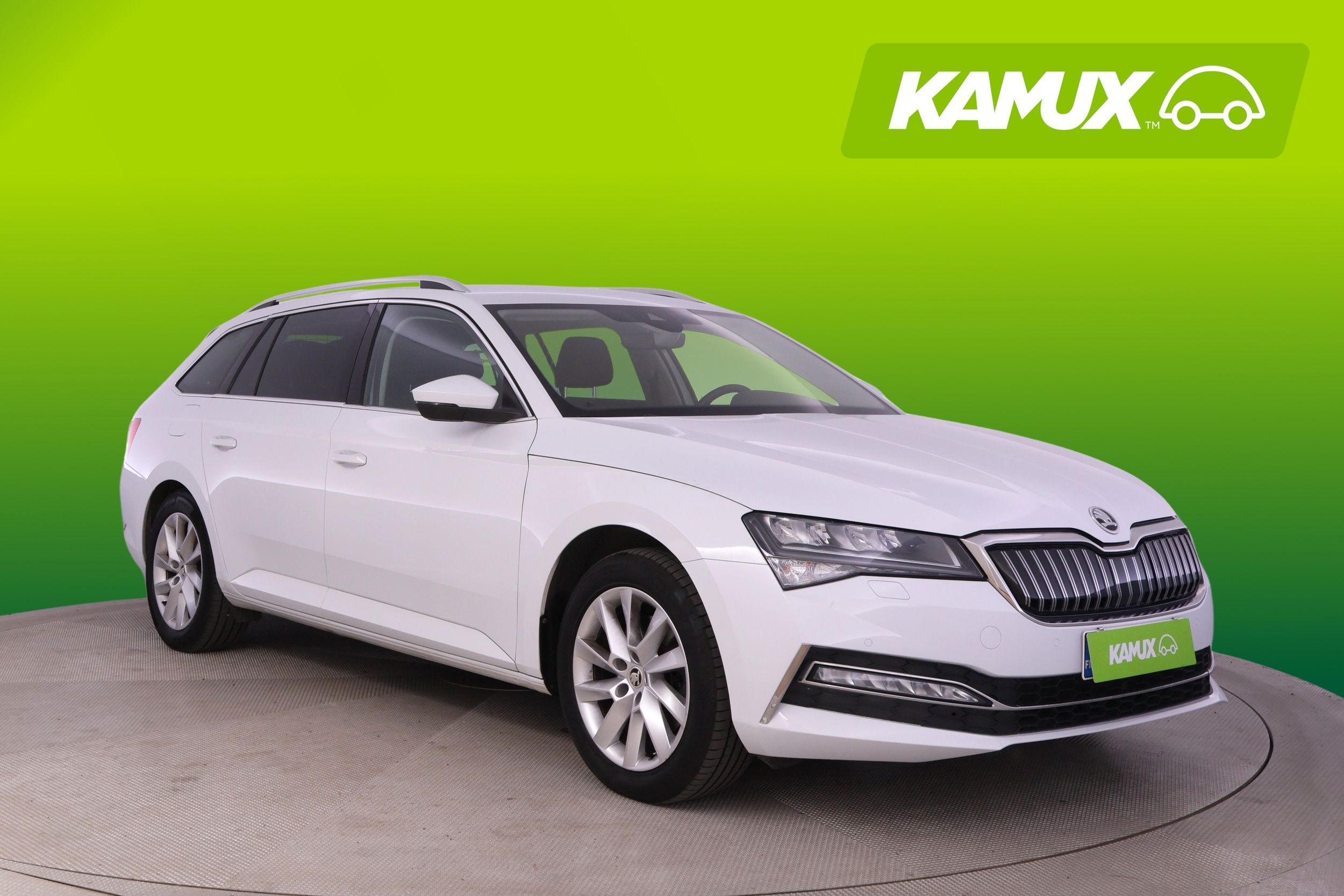 Skoda Superb 2023, photo 6/29