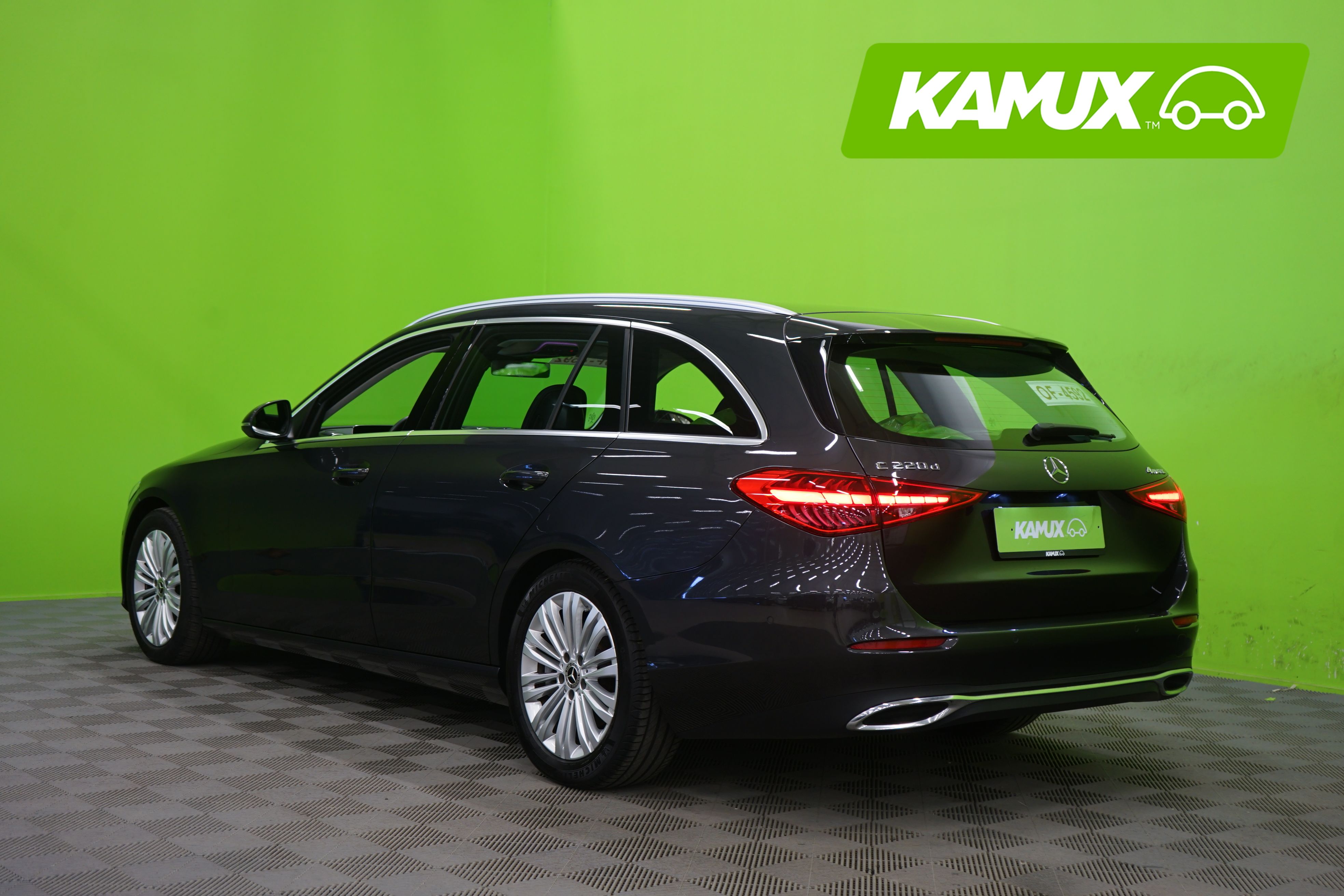 Mercedes-Benz C 2022, photo 4/23