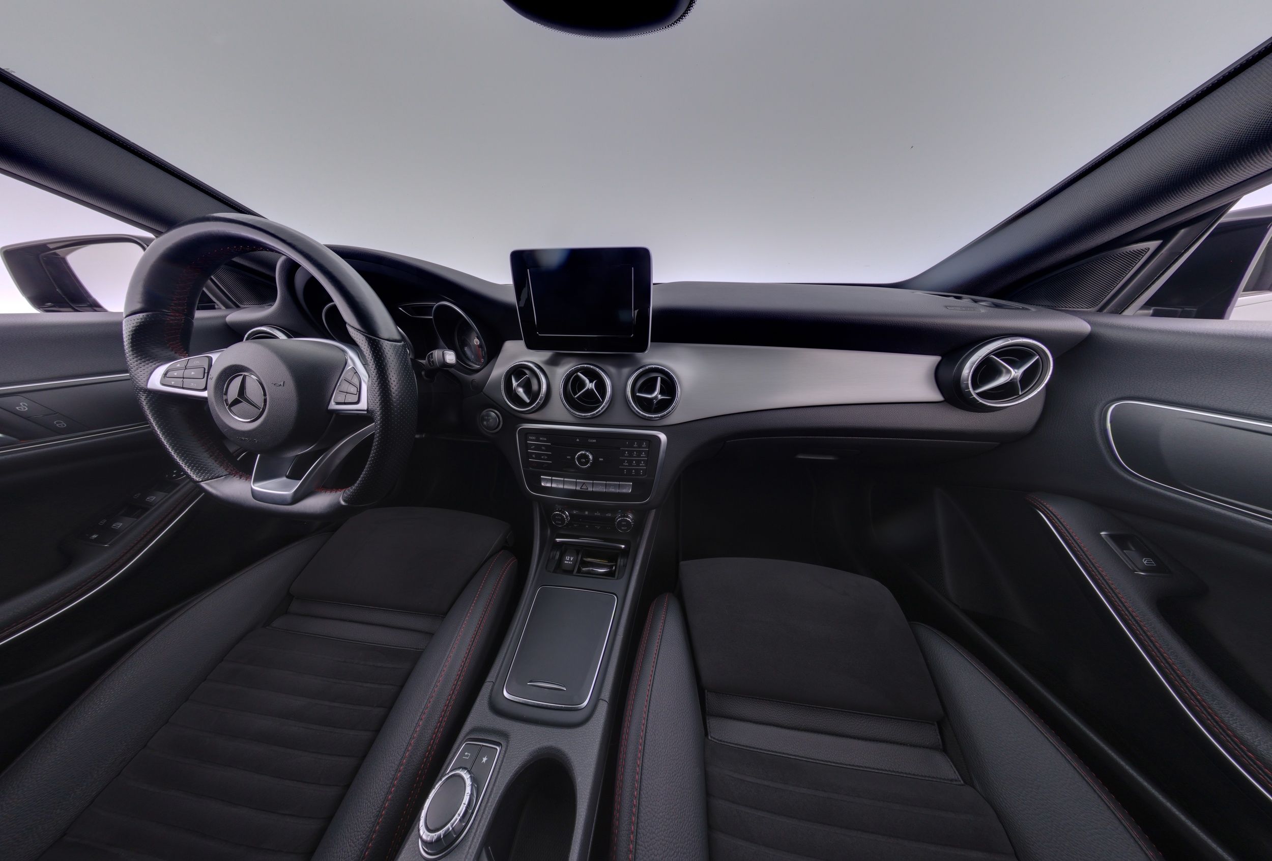 Mercedes-Benz CLA 2017, kuva 7/25