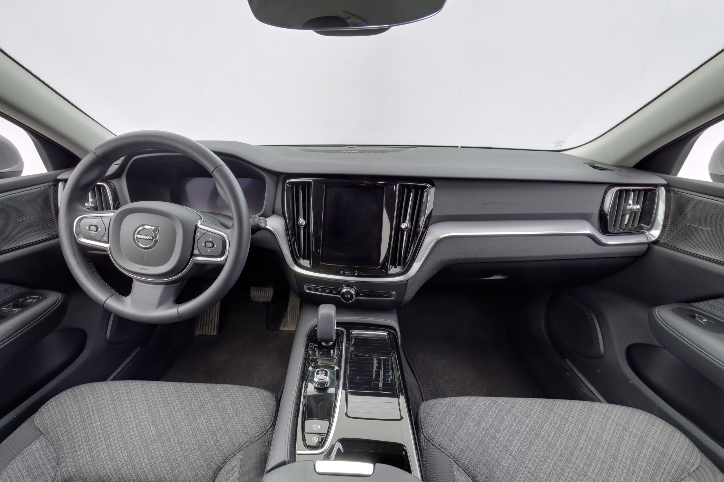 Volvo V60 T6 AWD Long Range Core aut 2023, photo 7/31