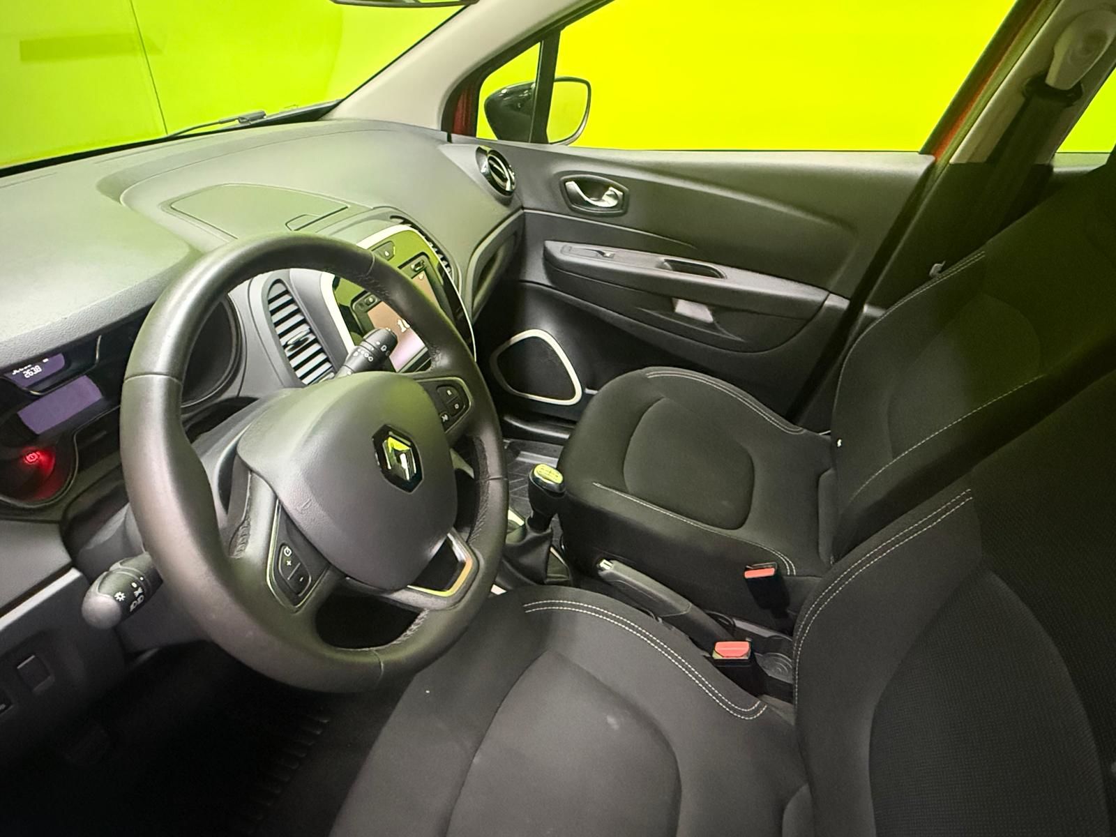 Renault Captur TCe 90 Fête 2019, kuva 7/16