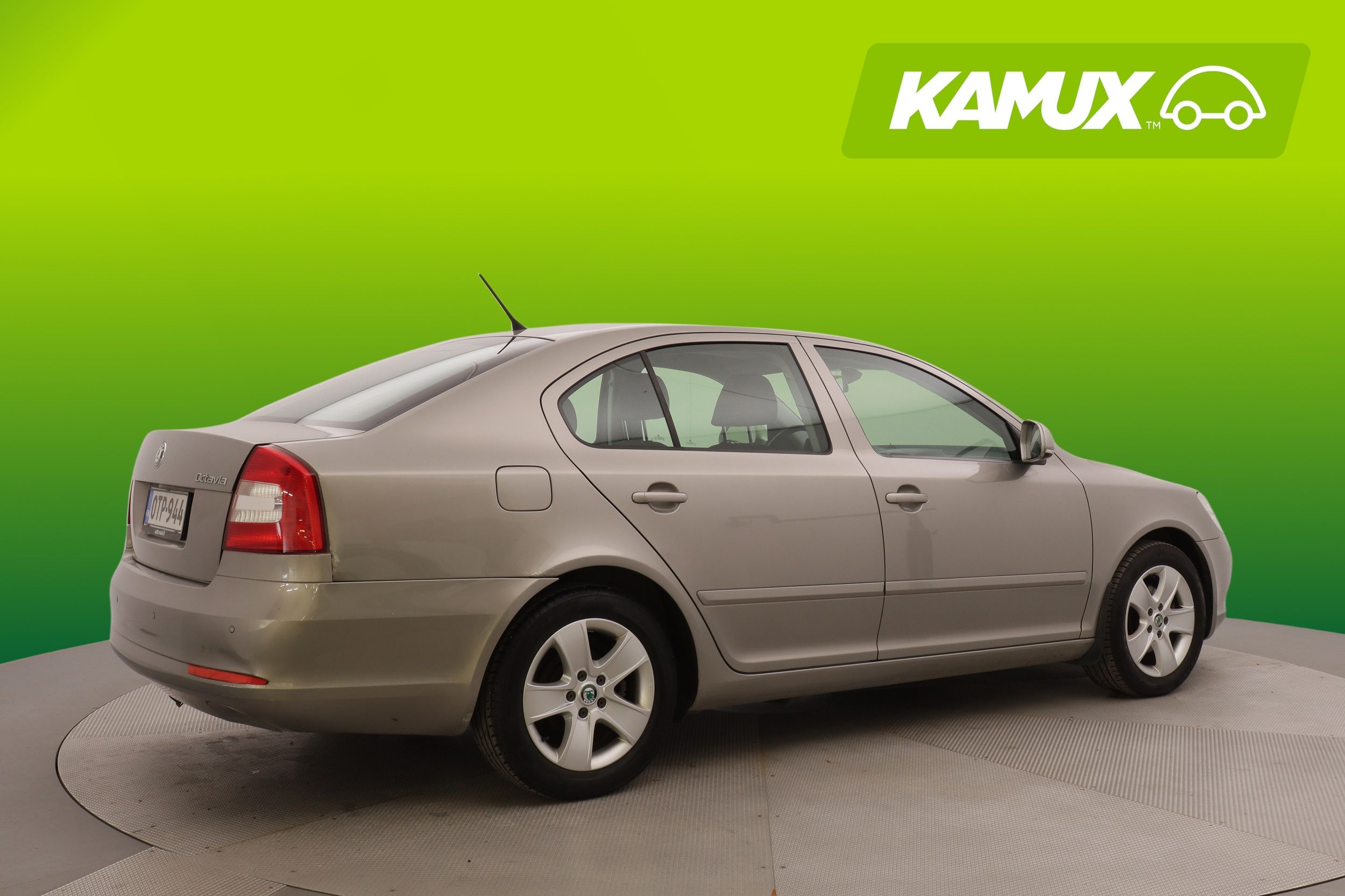 Skoda Octavia 1,2 TSI Experience 2013, kuva 2/21