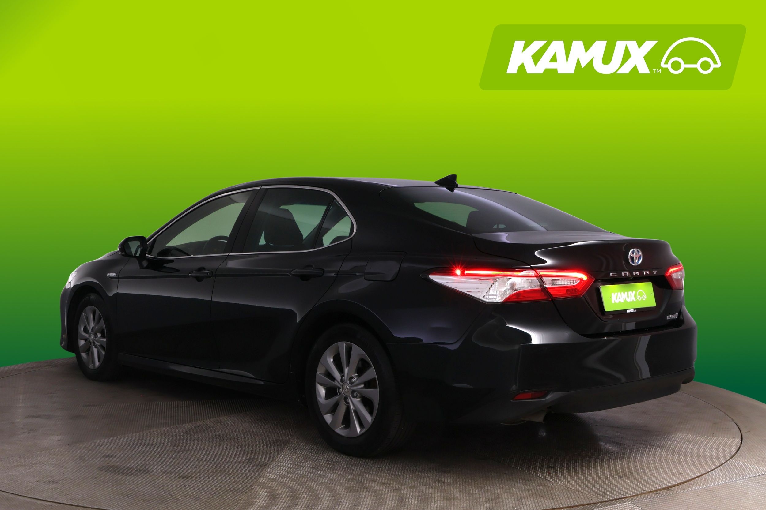 Toyota Camry 2,5 Hybrid Active 2020, photo 4/21