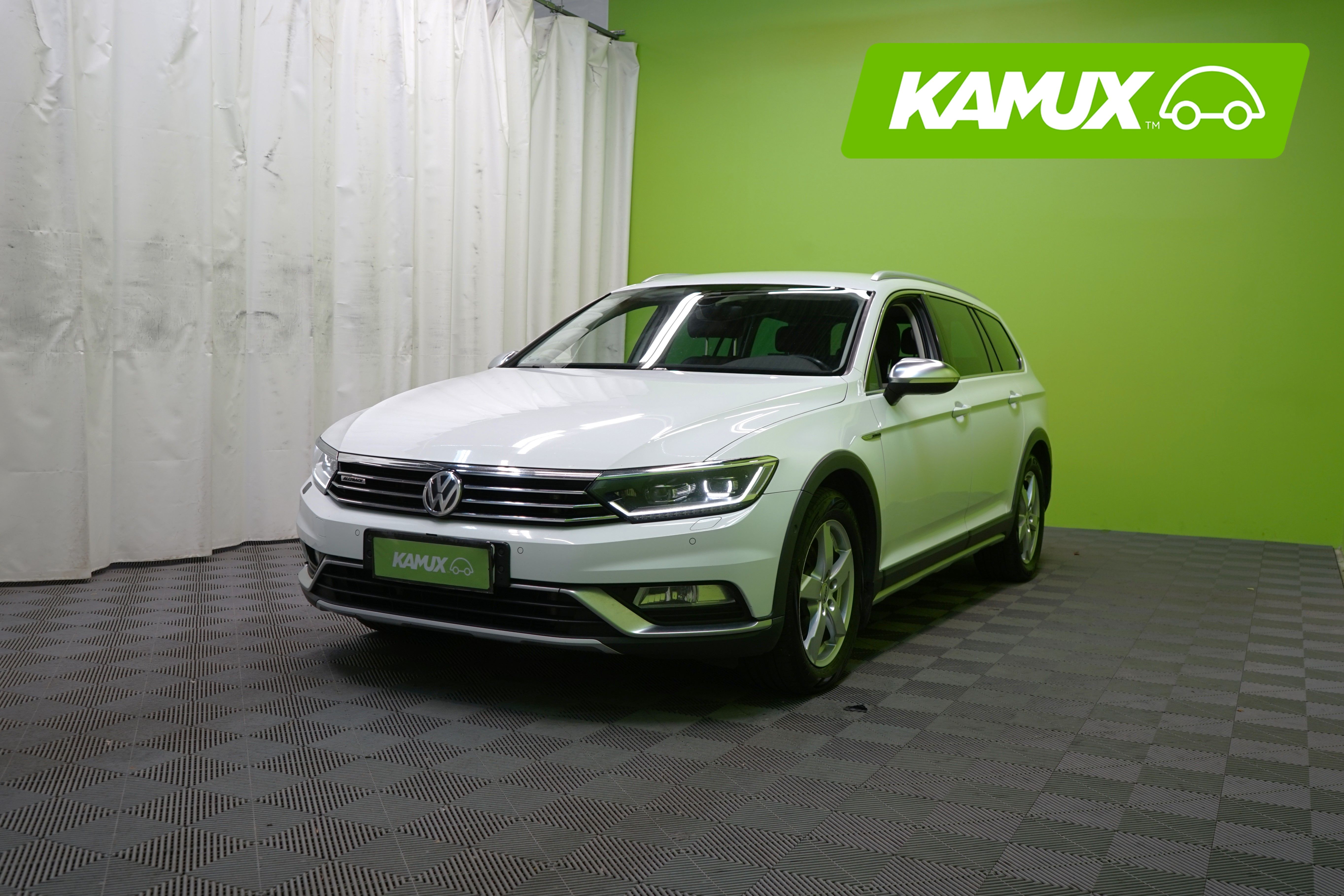Volkswagen Passat 2017, photo 5/29