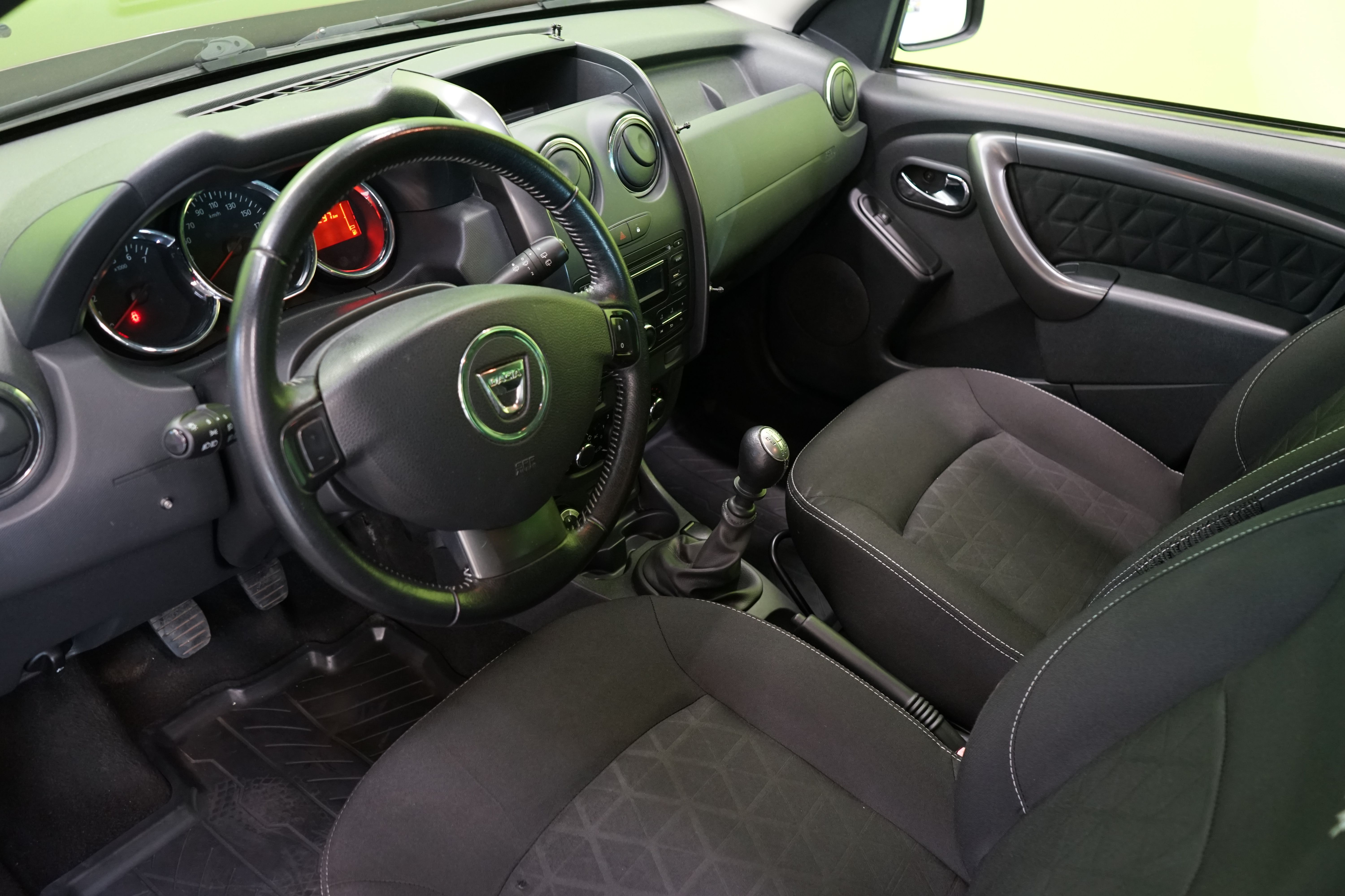 Dacia Duster dCi 110 4x4 Laureate 2014, kuva 6/19