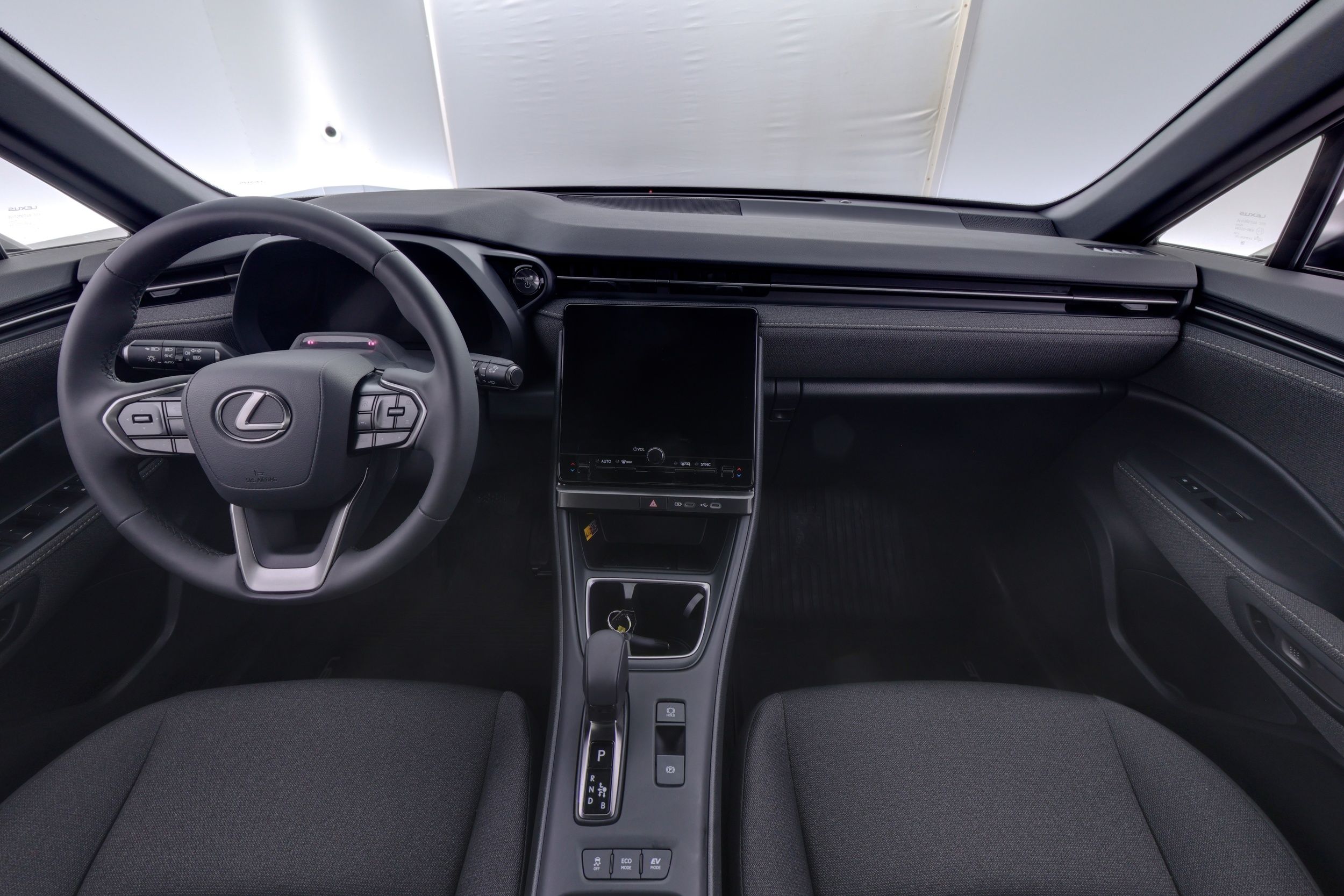 Lexus LBX 200h Urban Edition 2025, kuva 7/26