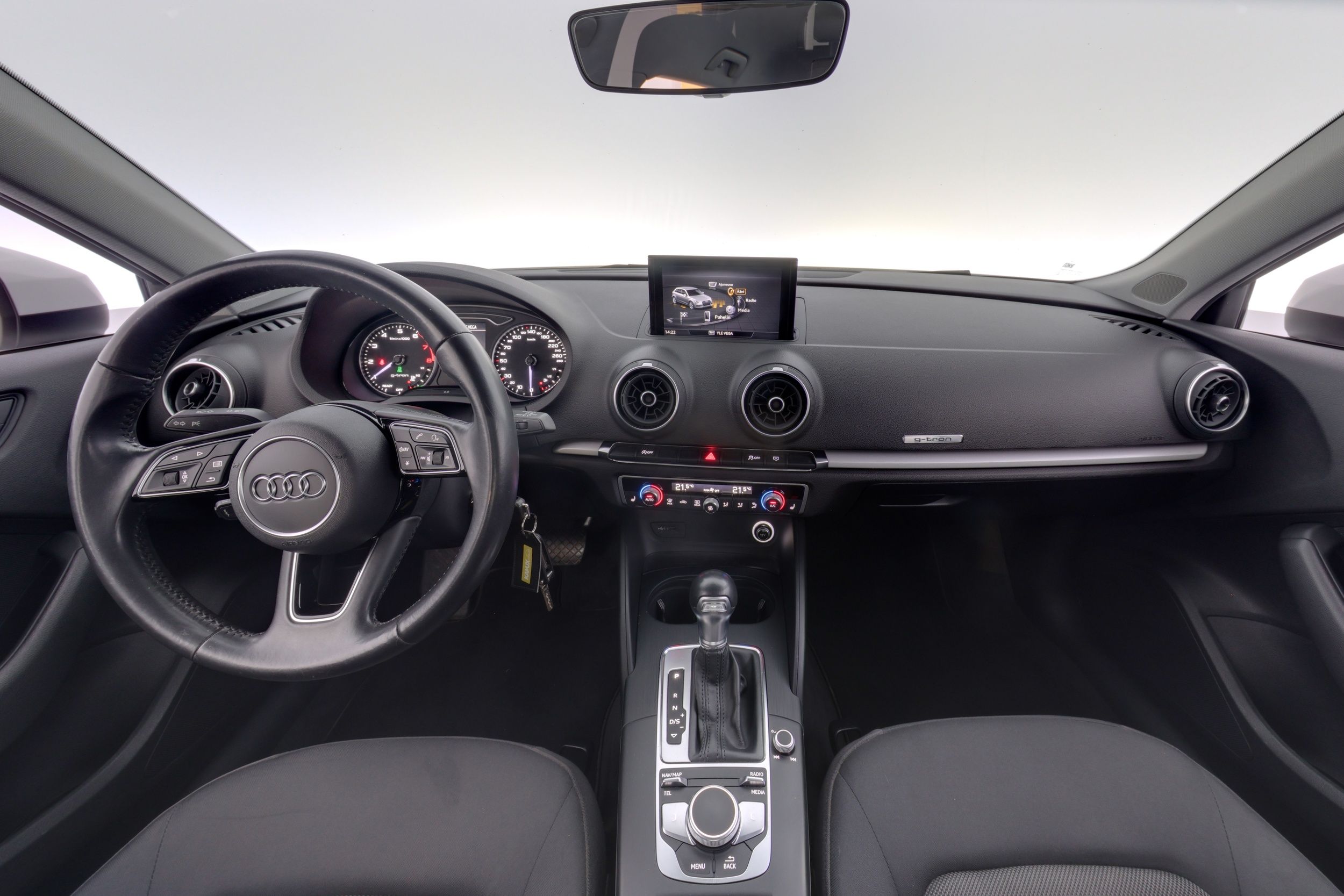 Audi A3 2019, kuva 7/28
