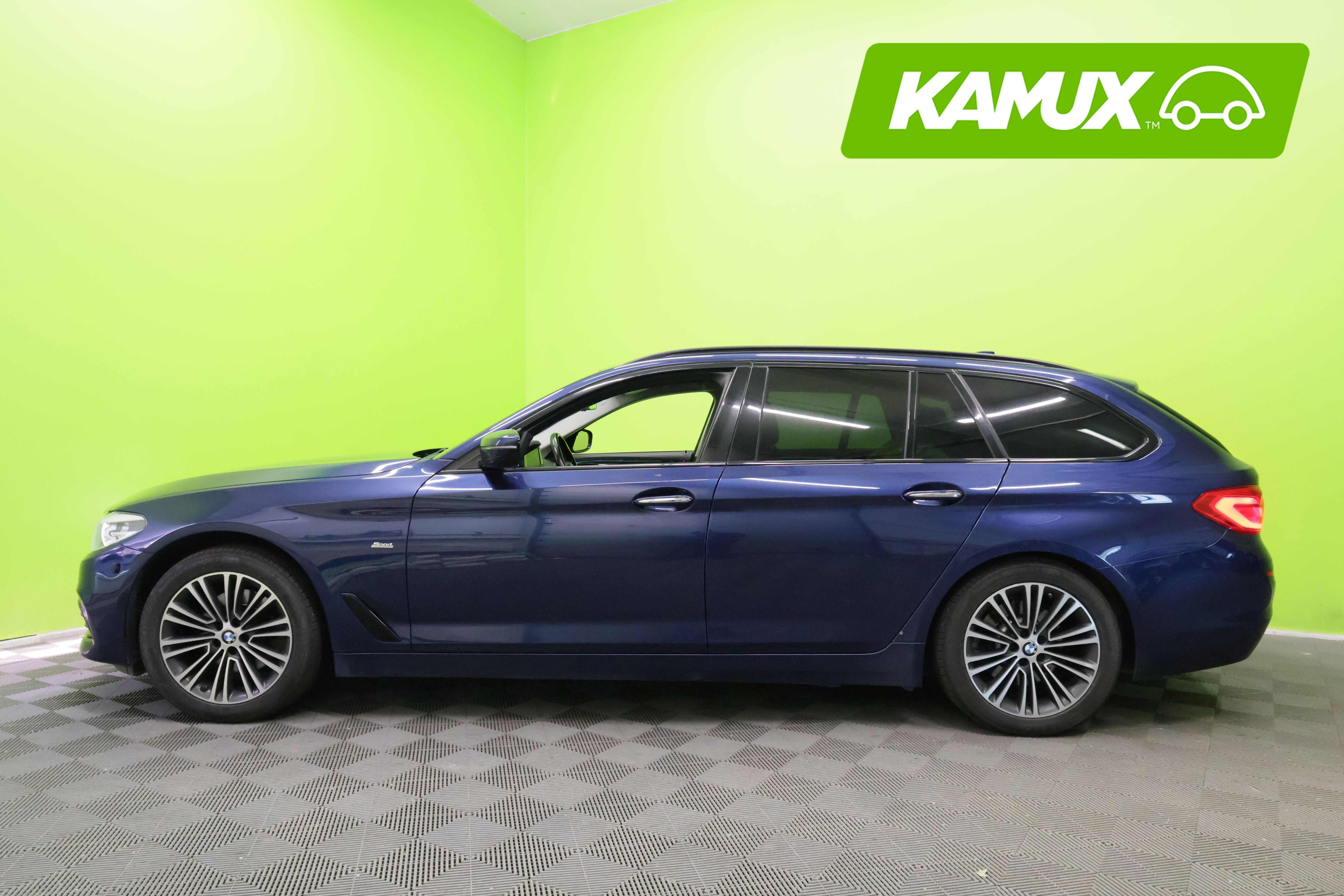 BMW 520 2018, kuva 5/26