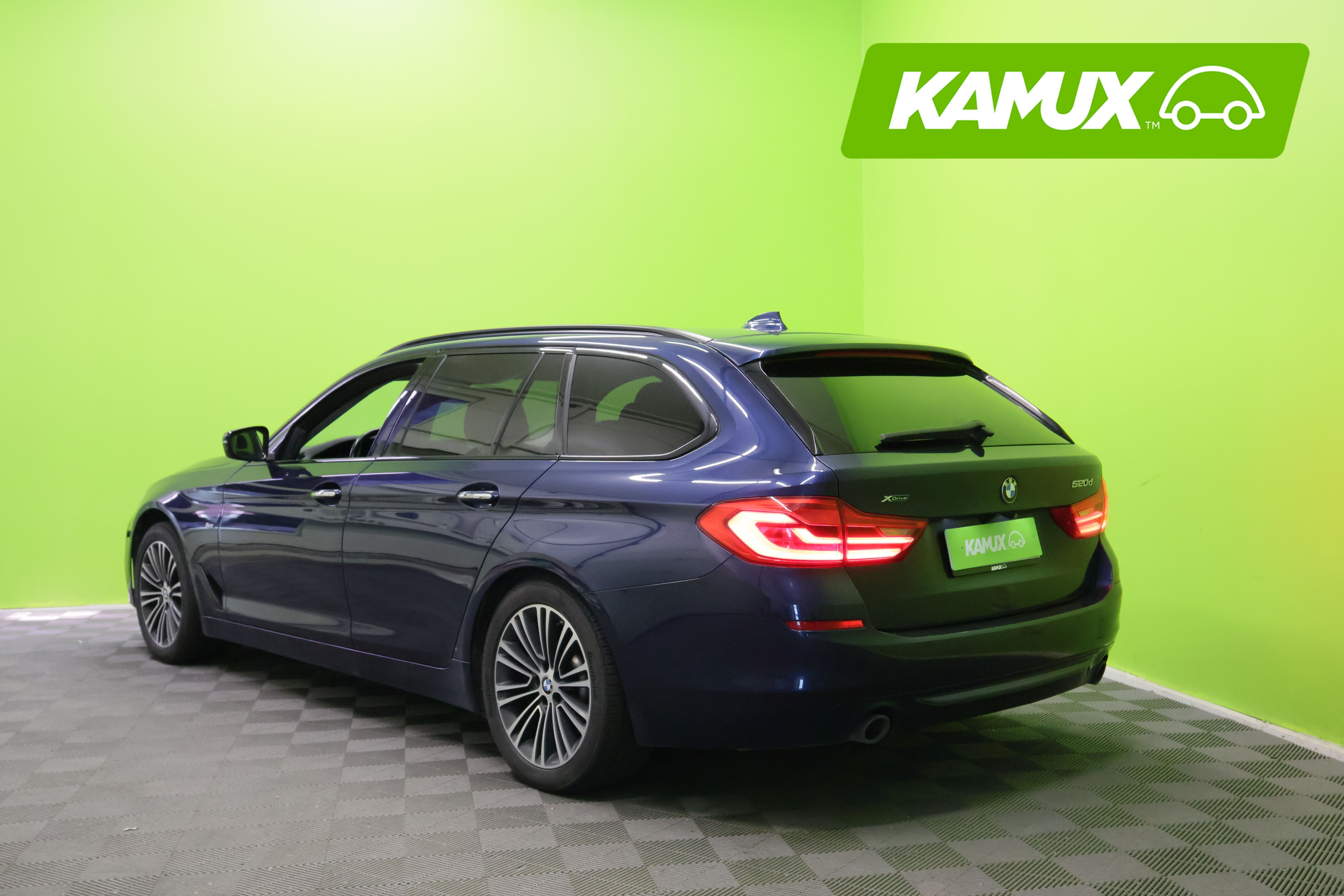 BMW 520 2018, kuva 6/26