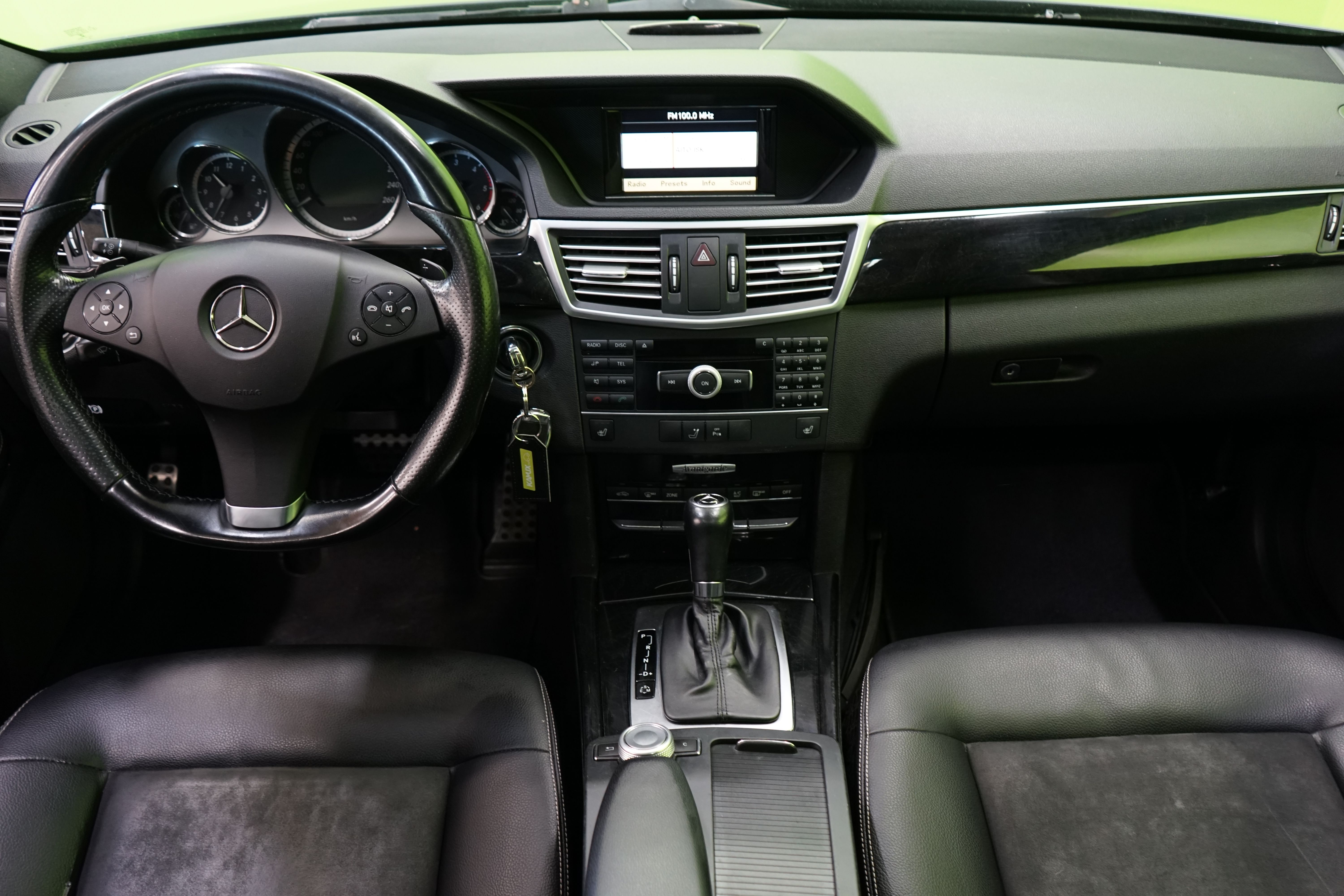 Mercedes-Benz E 220 CDI Farmari 2011, kuva 7/21
