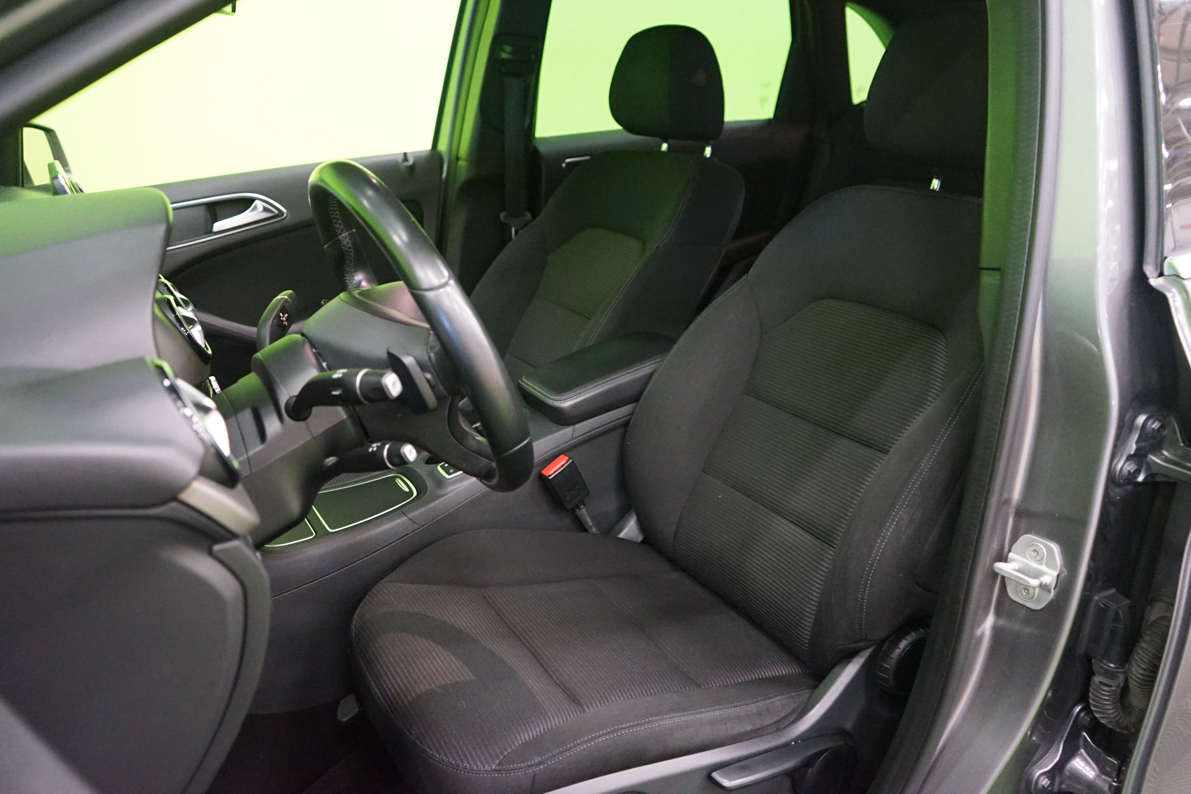 Mercedes-Benz B 180 CDI Style 2015, kuva 7/18