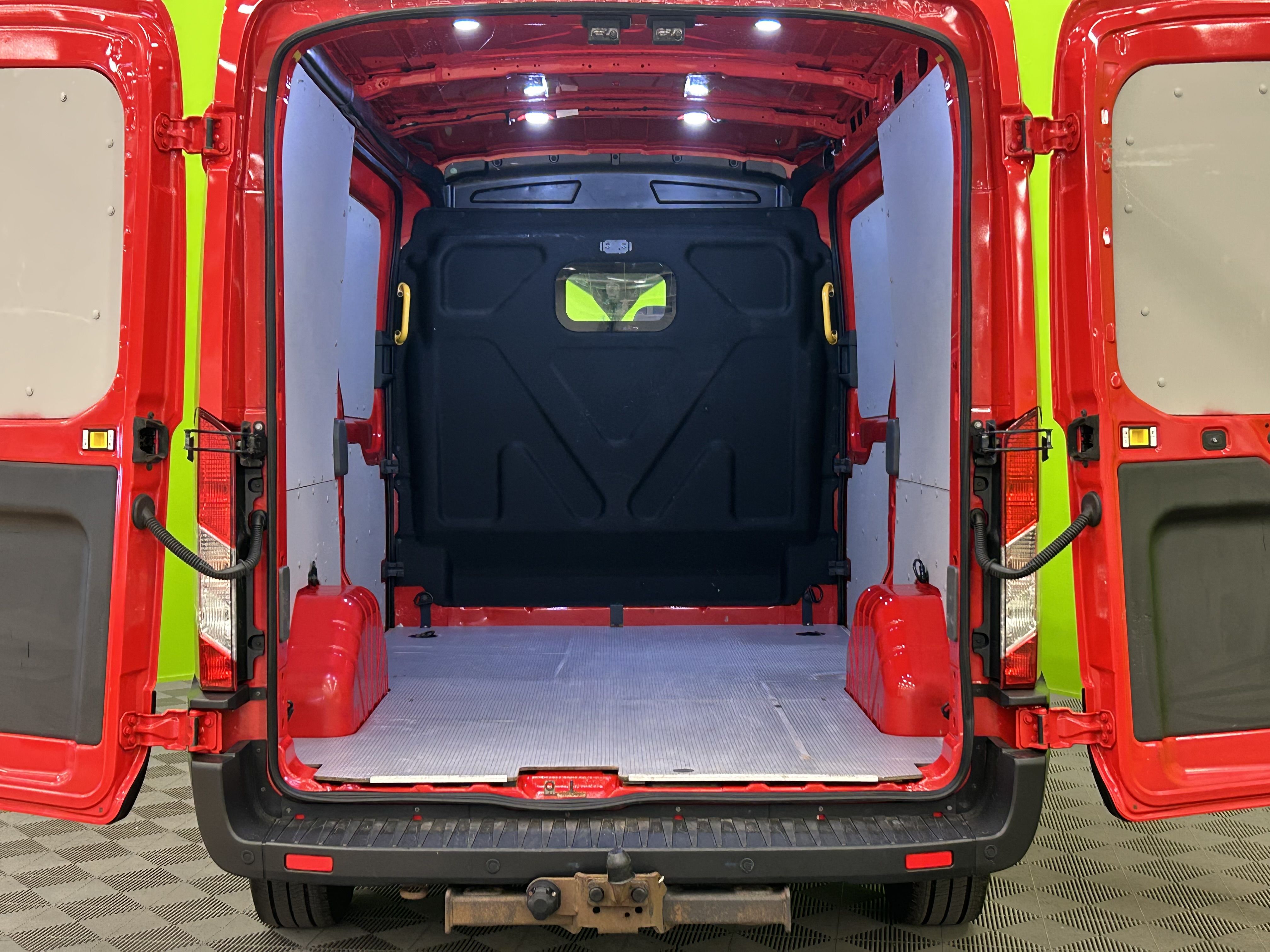 Ford Transit 2.0 TDCI 350 L2H2 Trend 2020, kuva 4/14