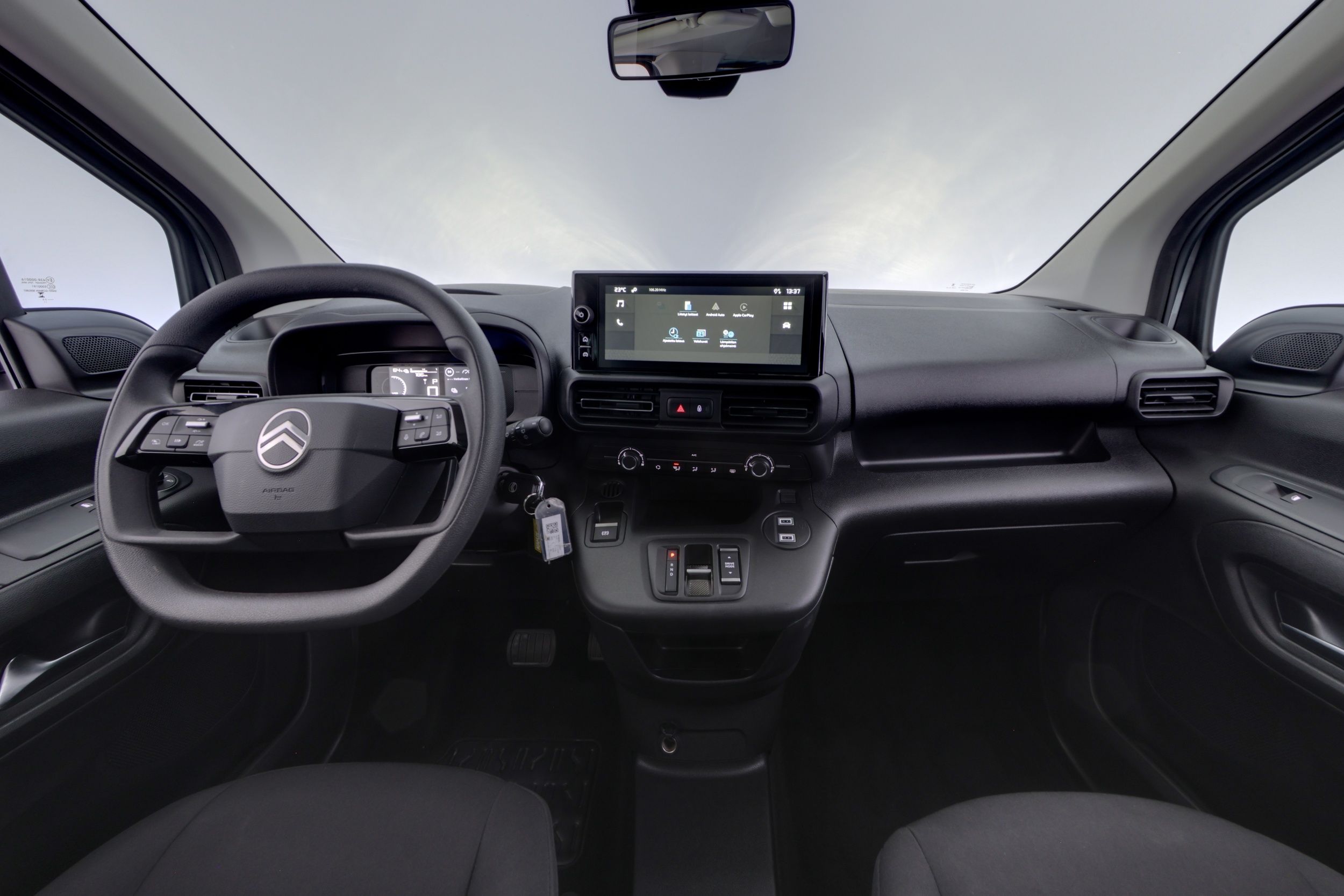 Citroen e-Berlingo 52kWh 136 Plus M 2025, bild 7/22