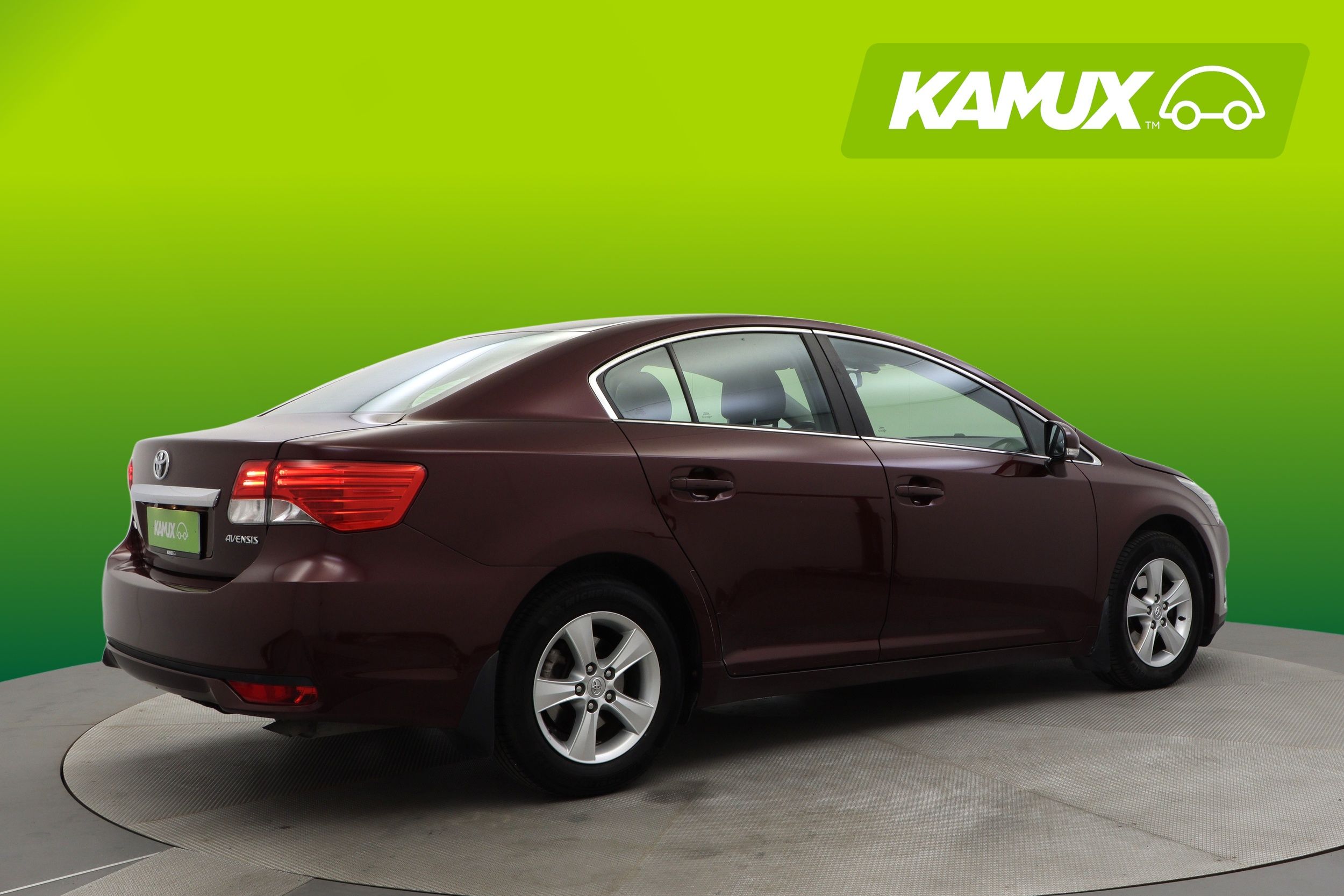 Toyota Avensis 2012, photo 2/28