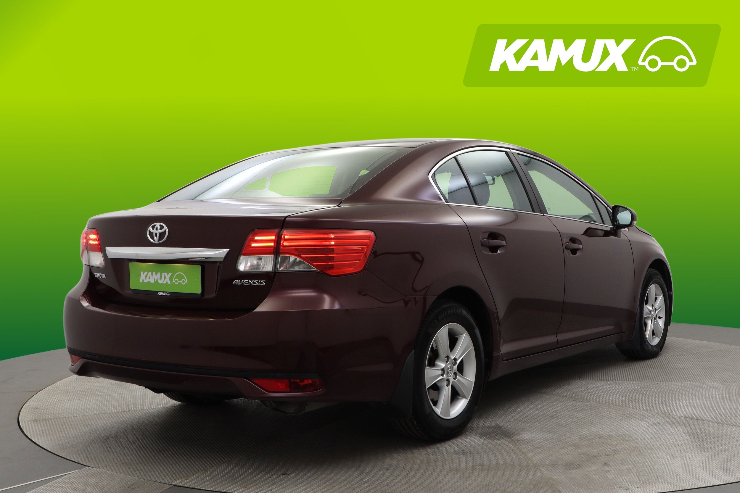 Toyota Avensis 2012, photo 3/28