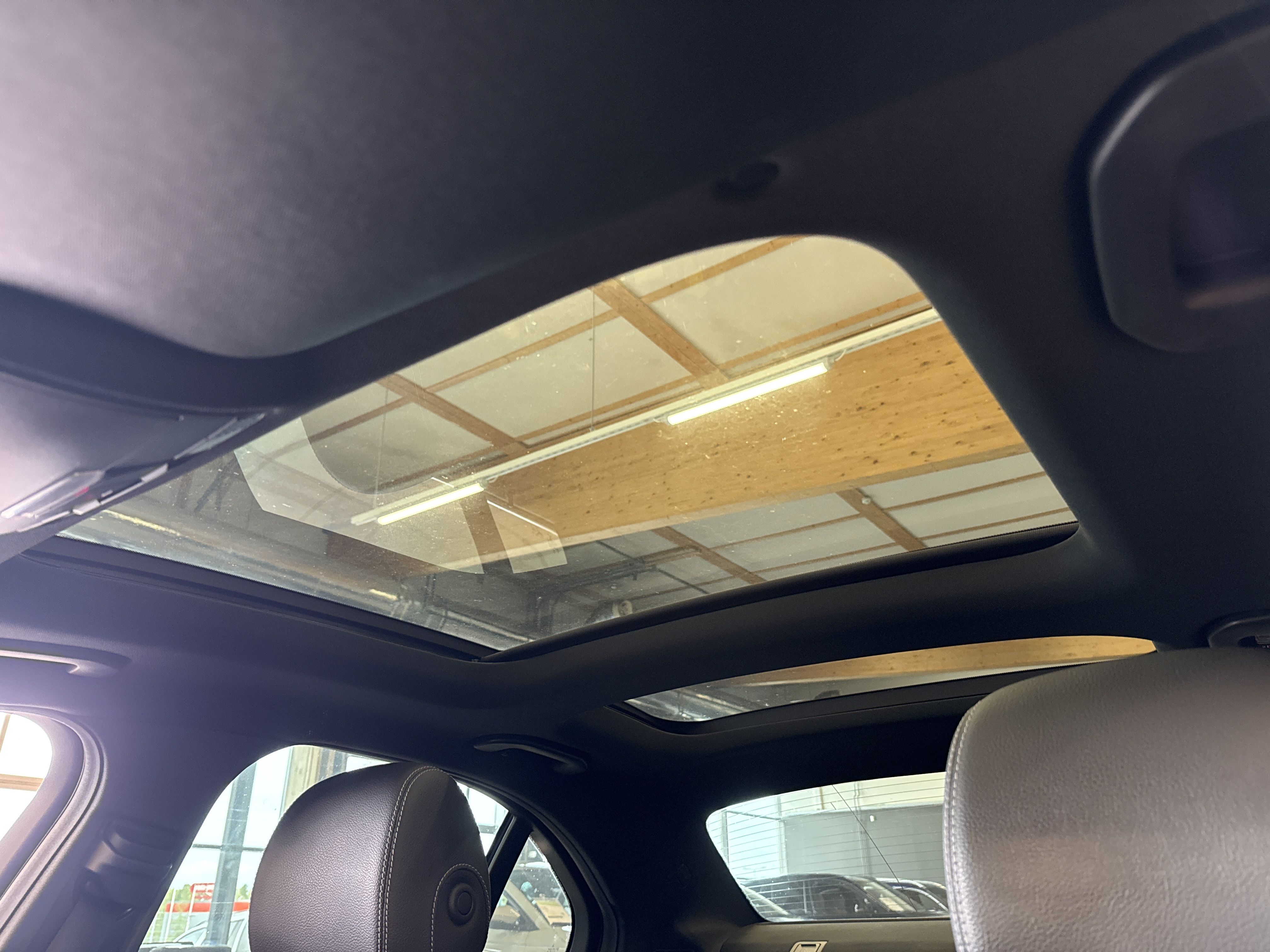 Mercedes-Benz C 2019, photo 6/11